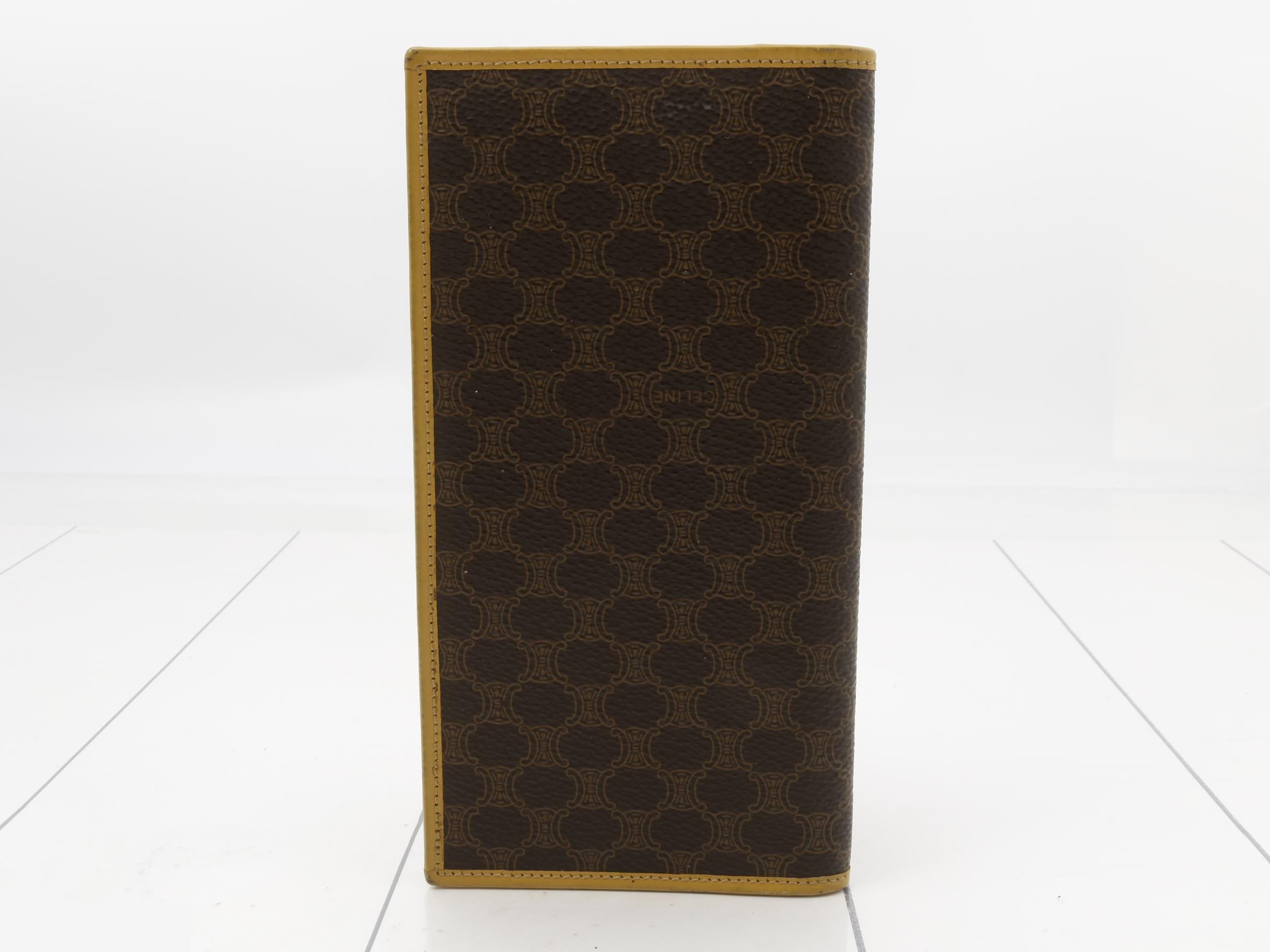 Macadam pattern long wallet — view 2