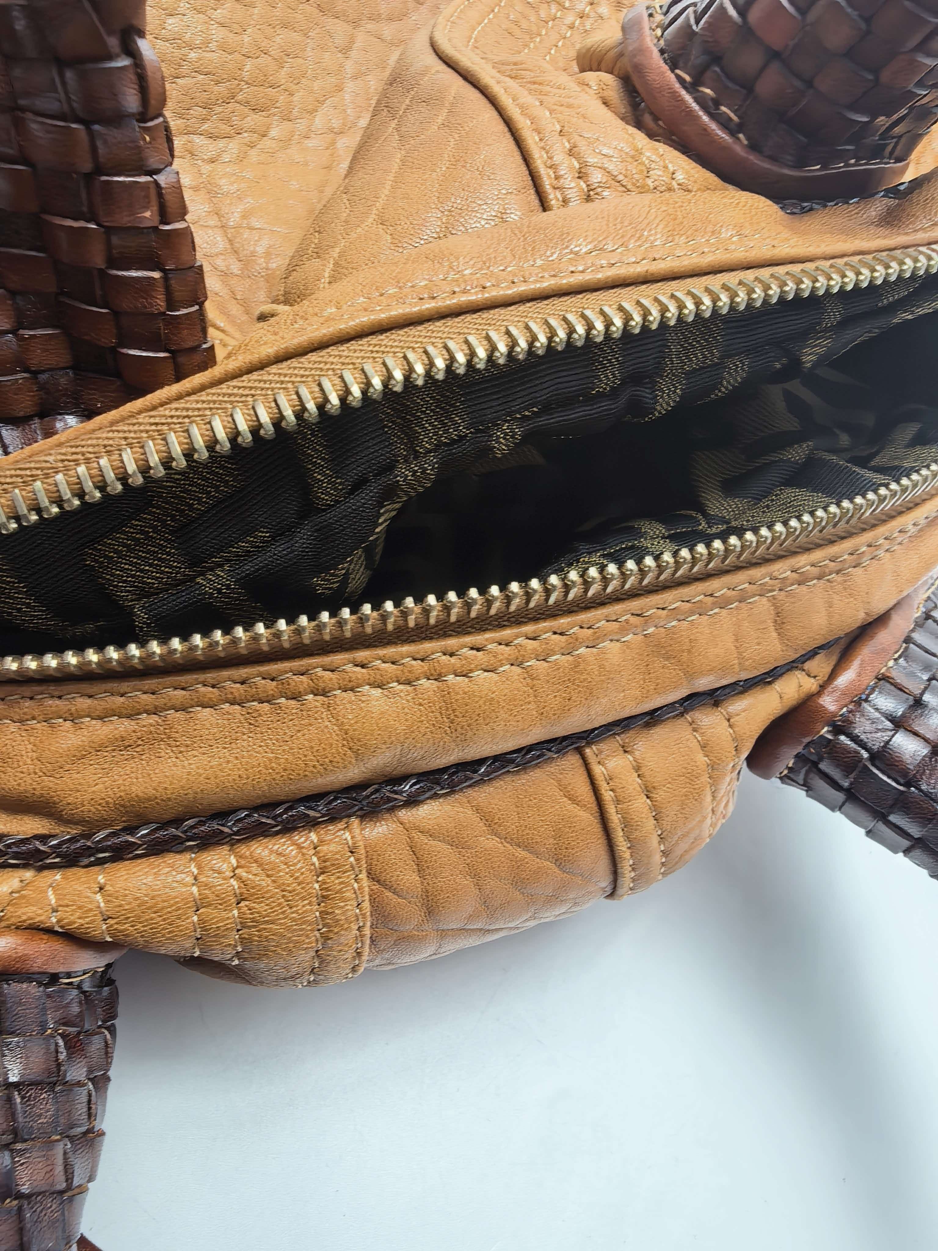 【*Shipped from: China*】FENDI Spy Lambskin Handbag — view 12