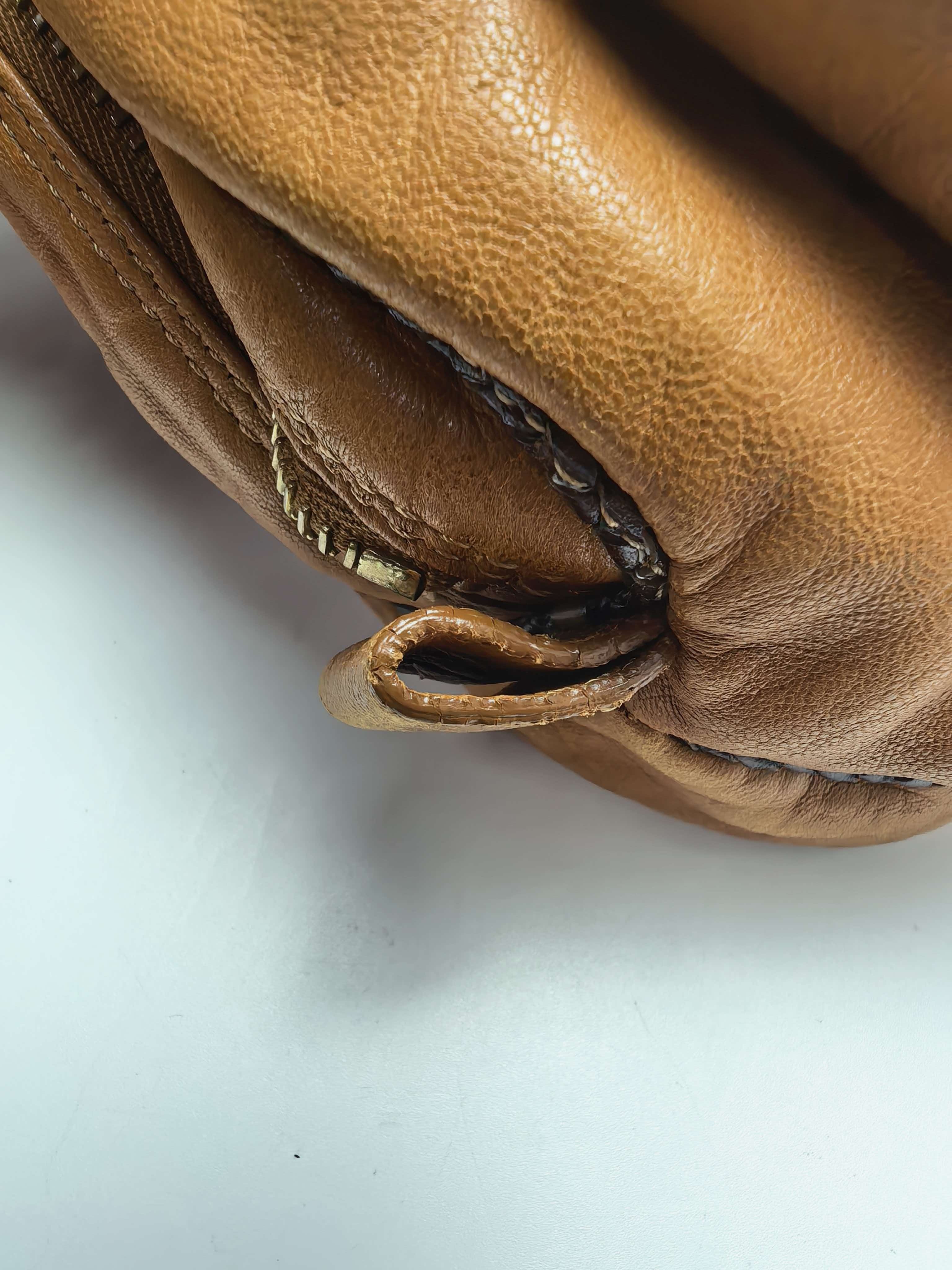 【*Shipped from: China*】FENDI Spy Lambskin Handbag — view 10