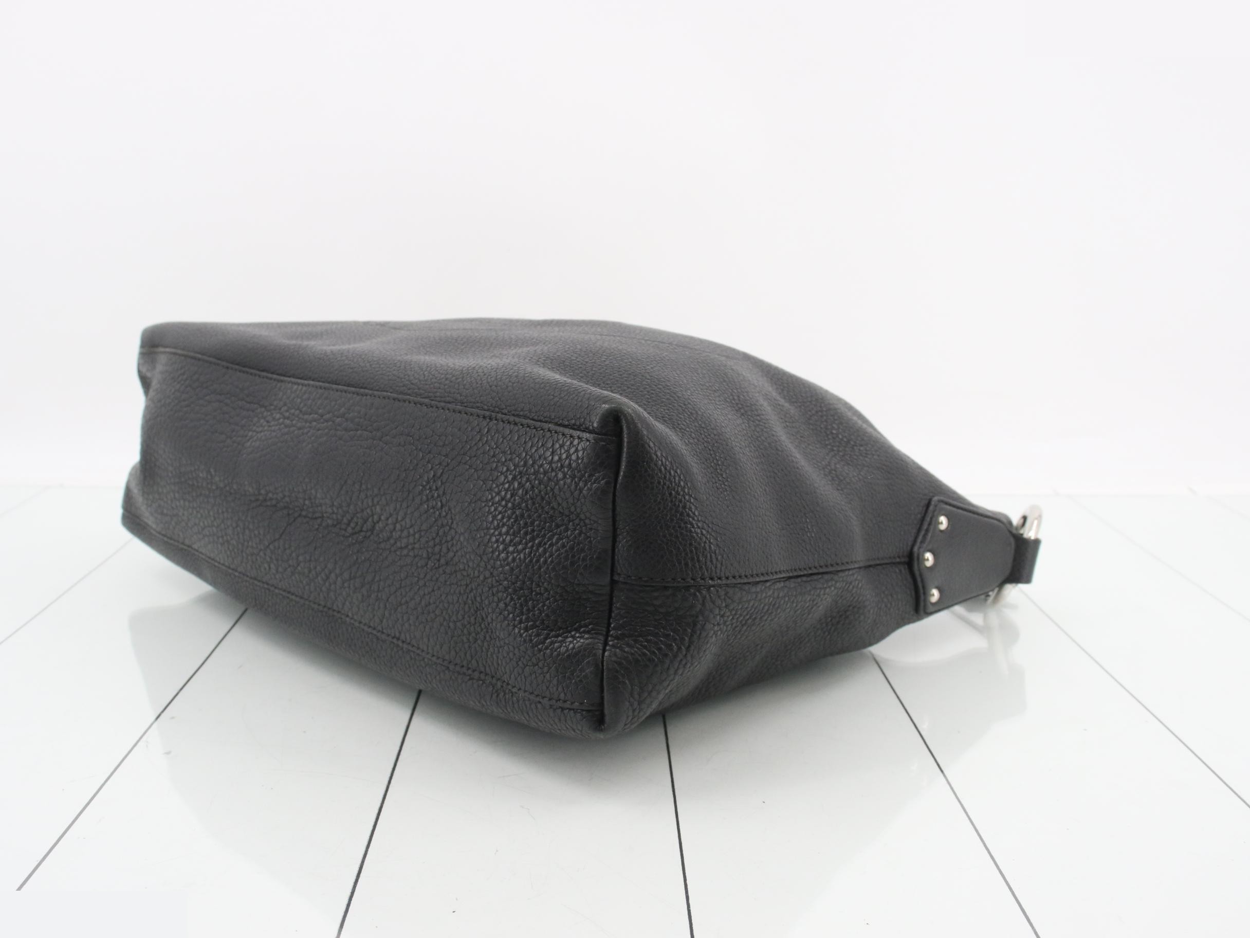 shoulder bag, one-shoulder style, leather, black, silver hardware. — view 6
