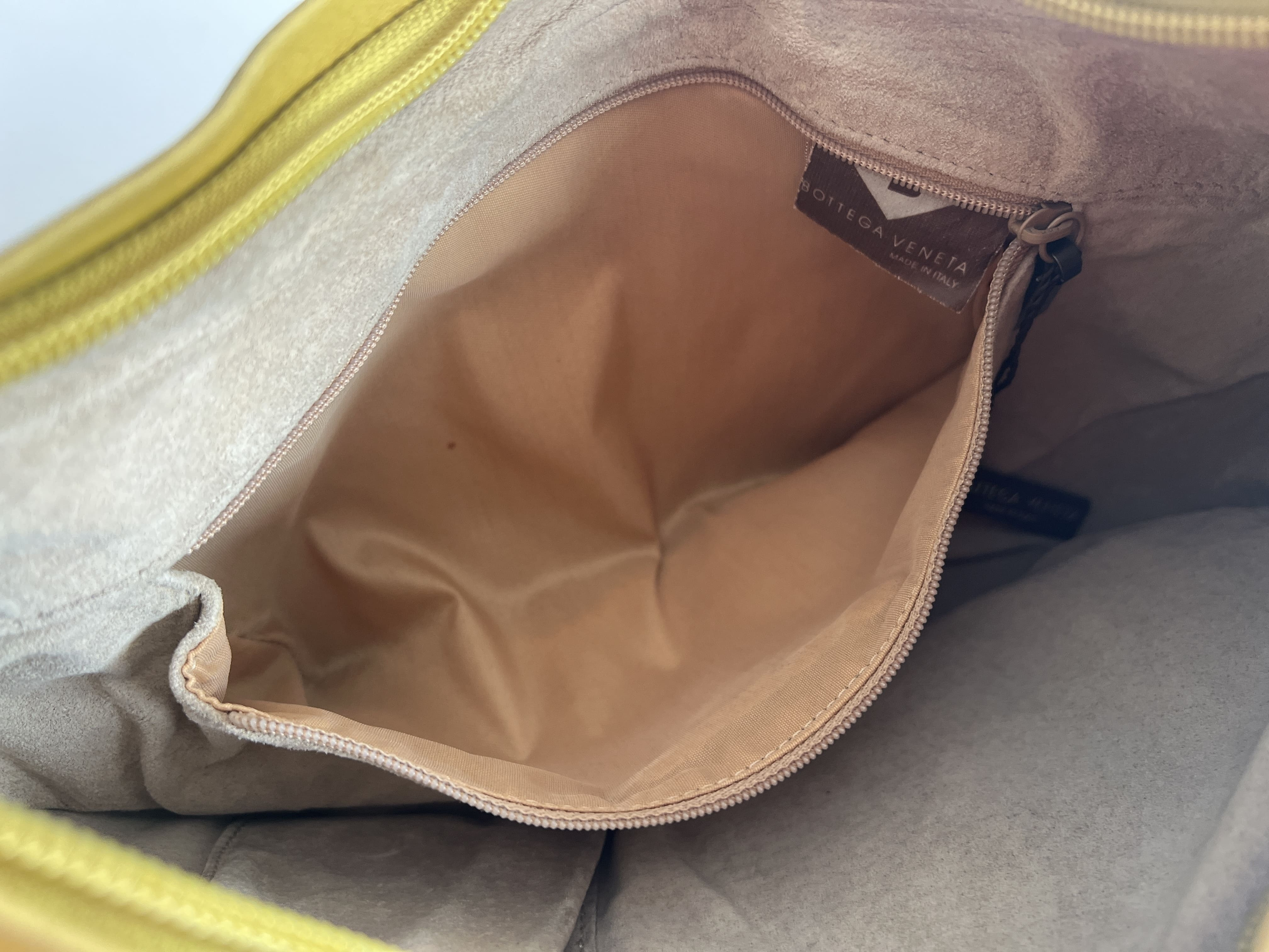 Hobo Moon Intrecciato Leather One-Shoulder Bag with Mirror — view 8