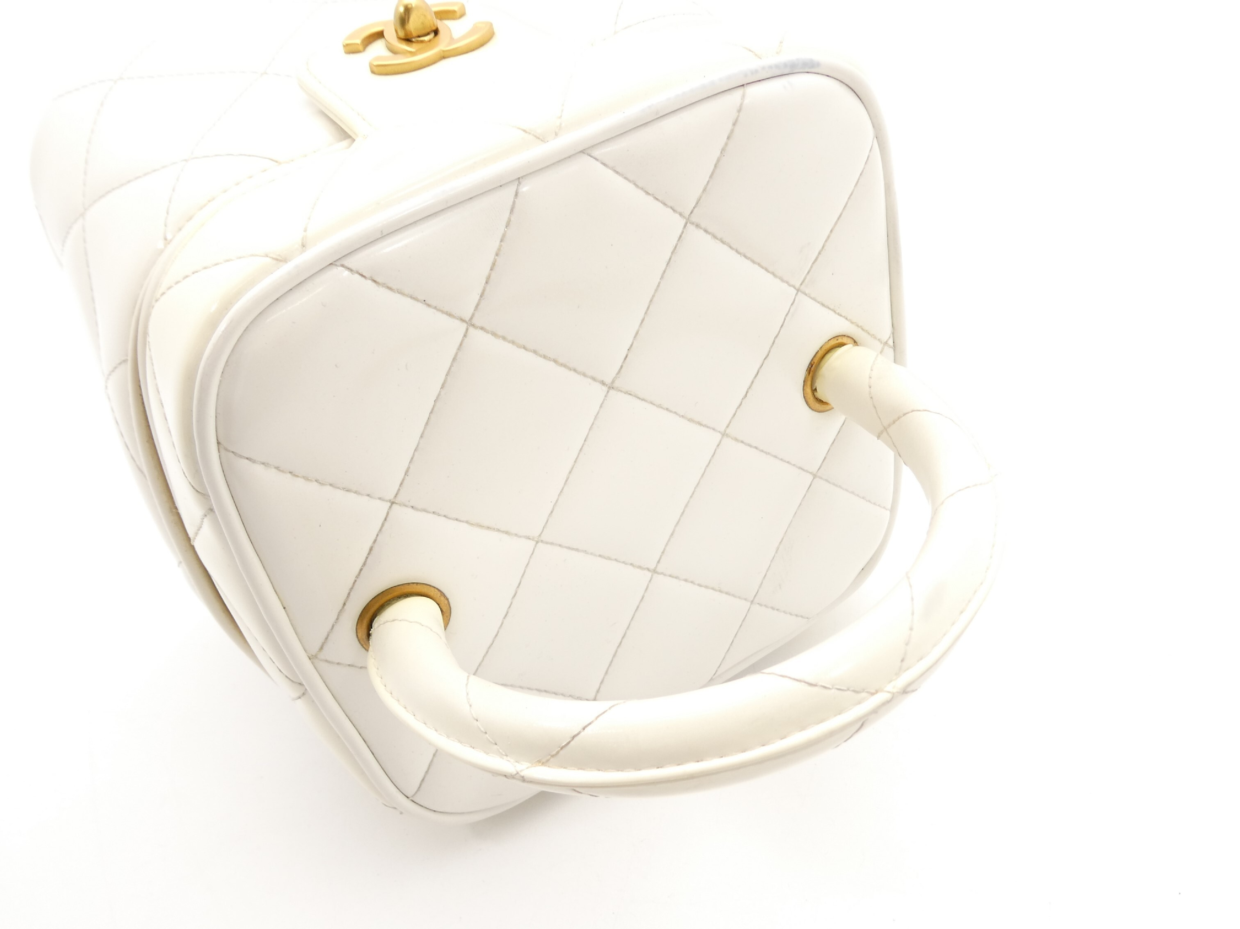 Matelassé Coco Mark Enamel Turnlock Vanity Bag — view 6