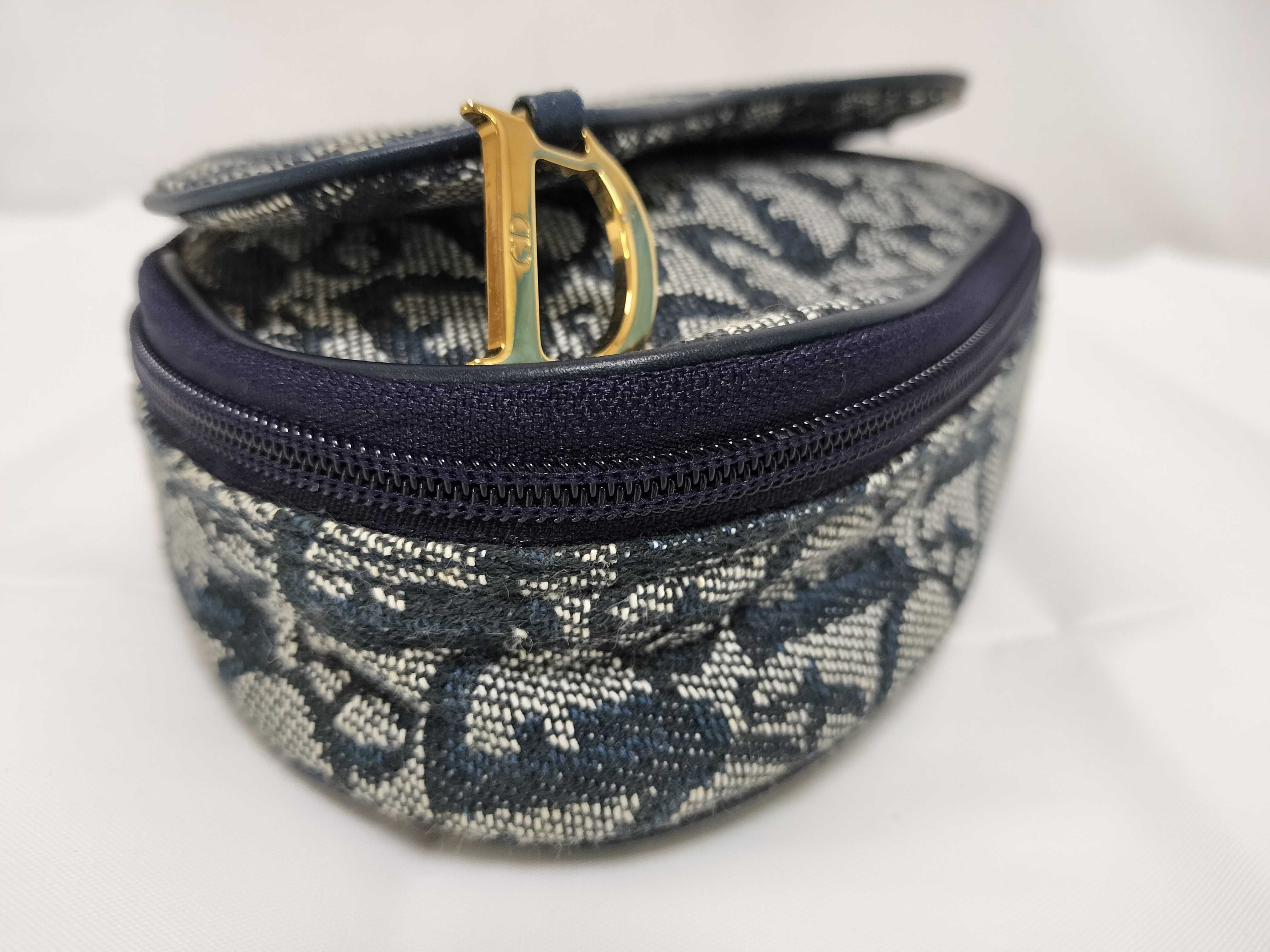 Saddle Pouch and other accessories — view 5