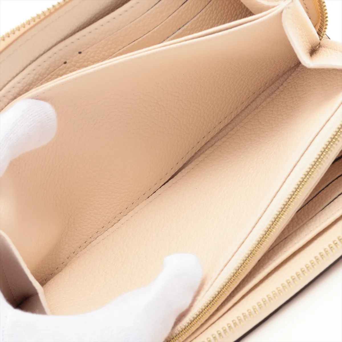Empreinte Zippy Wallet M82212 Cream Round Zip Wallet (RFID detected) — view 7