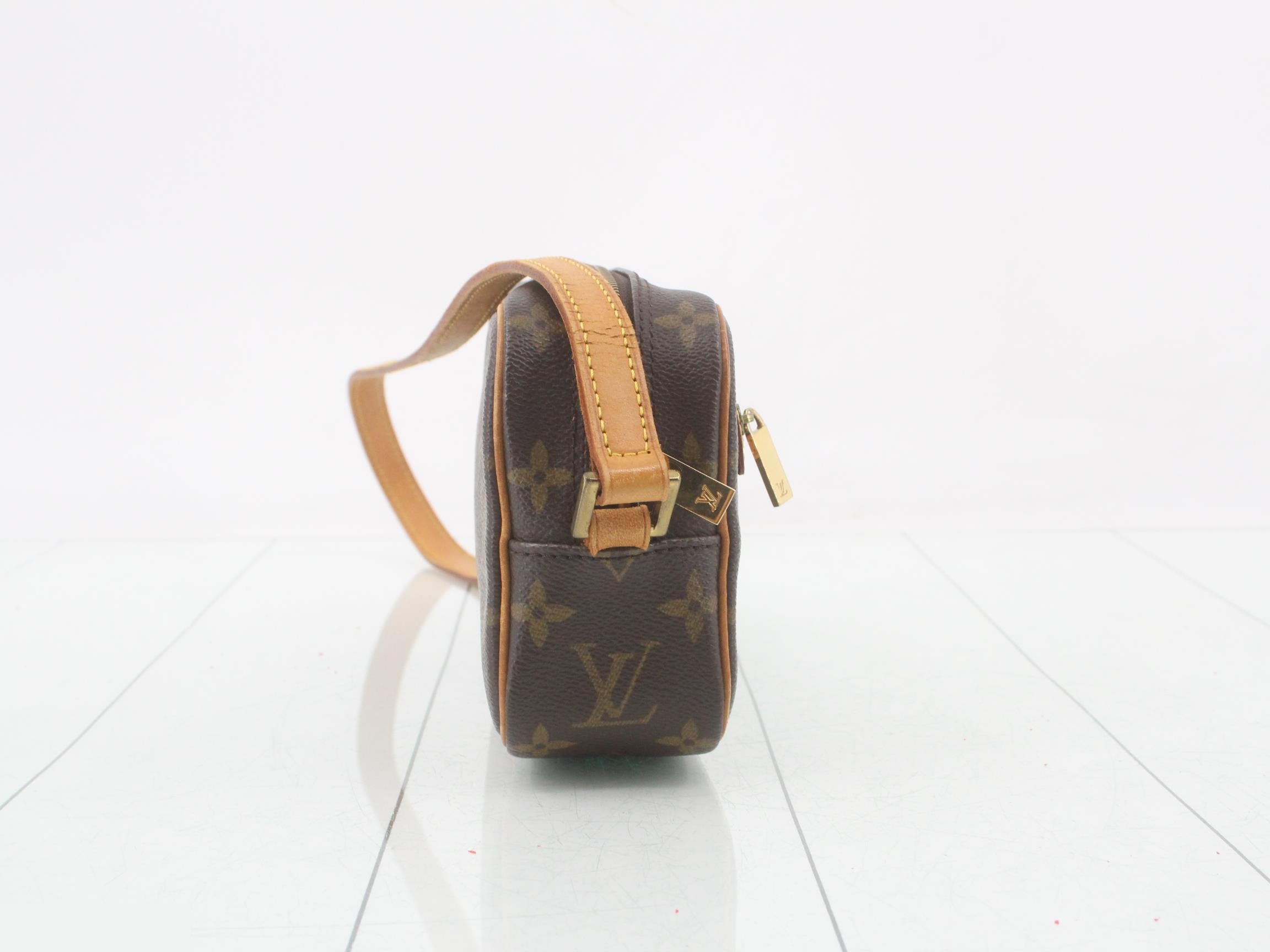 Monogram Pochette Cité — view 4
