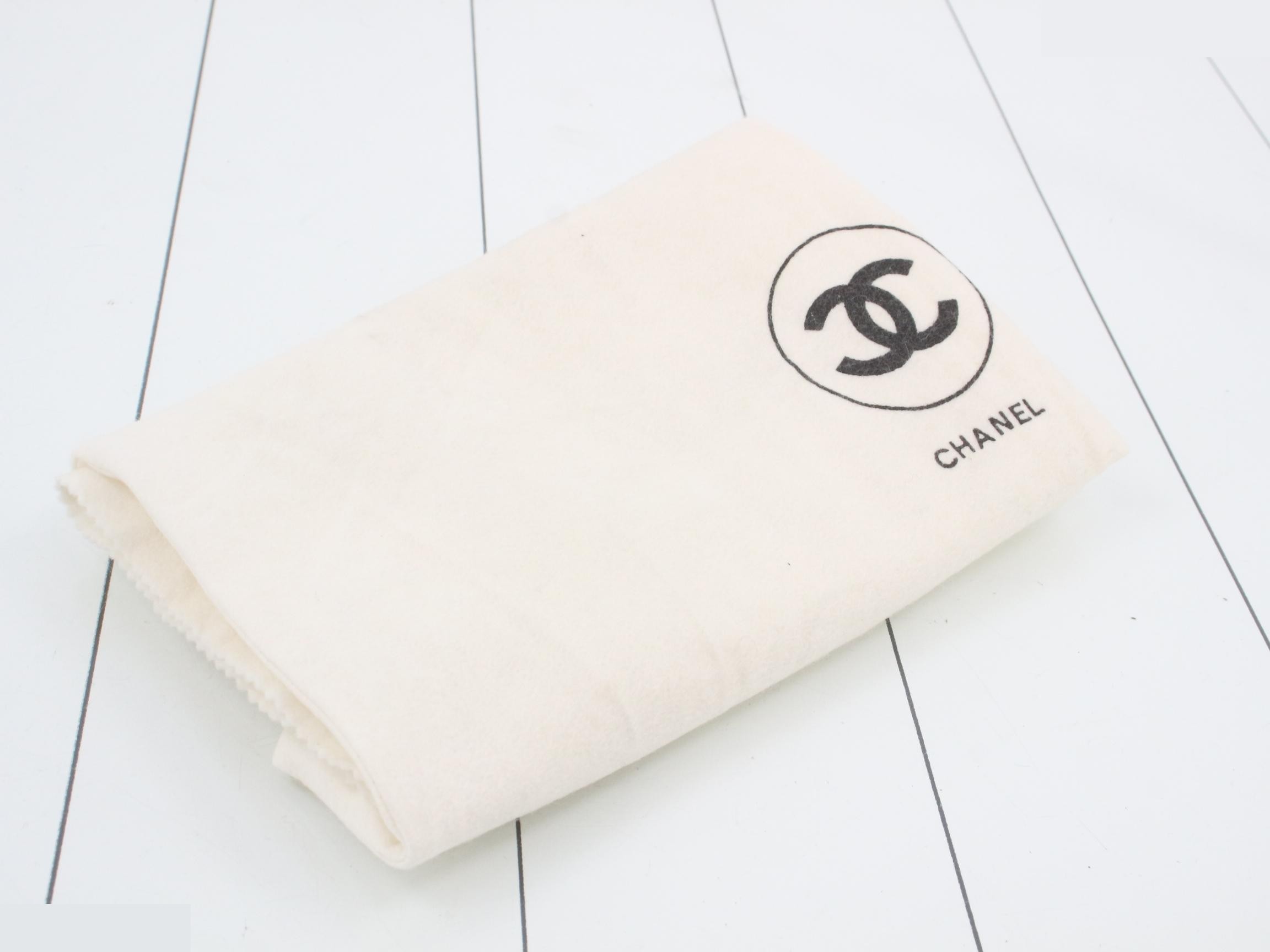 shoulder bag — view 7