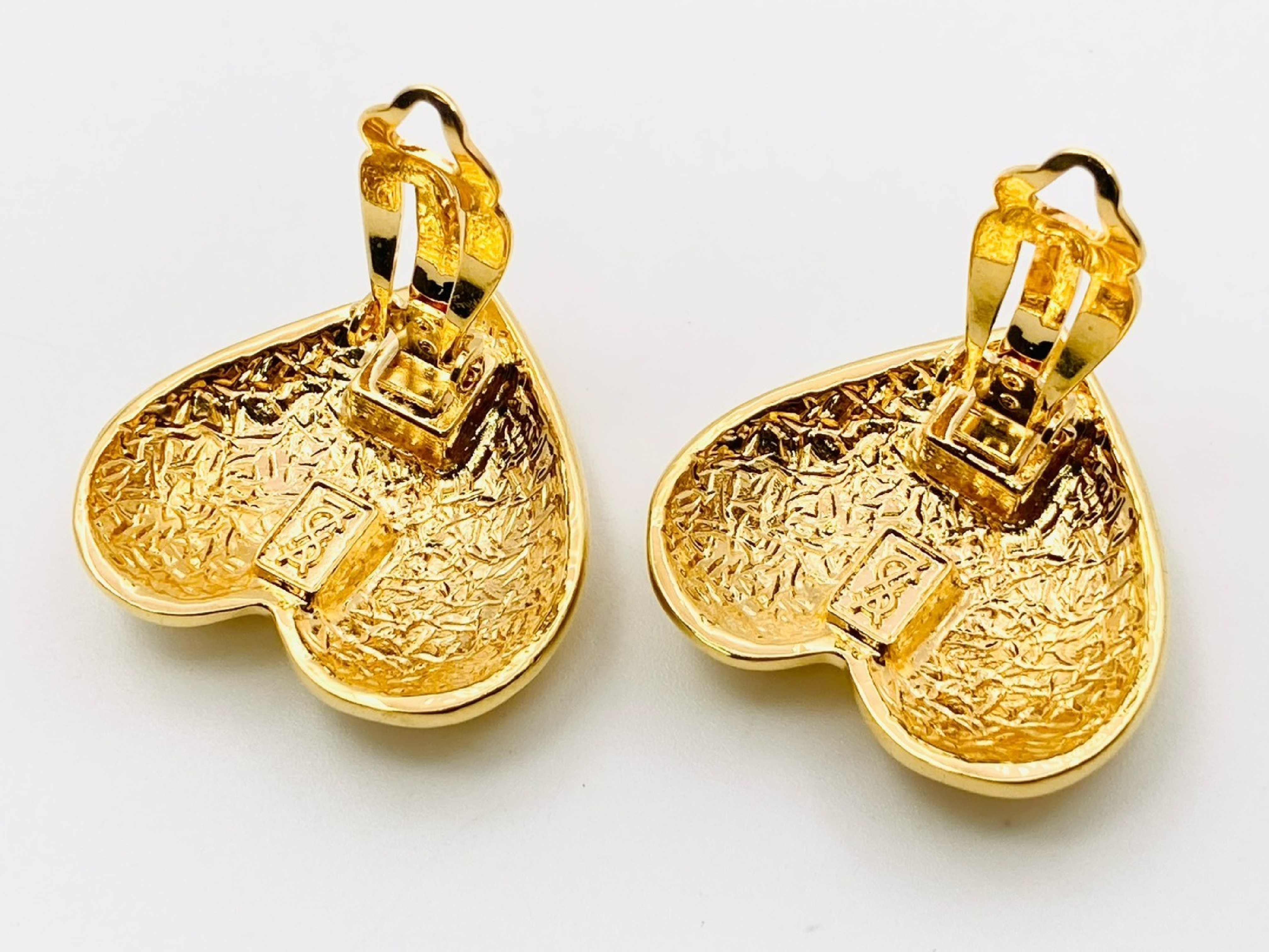 heart earrings, gold earrings. — view 3