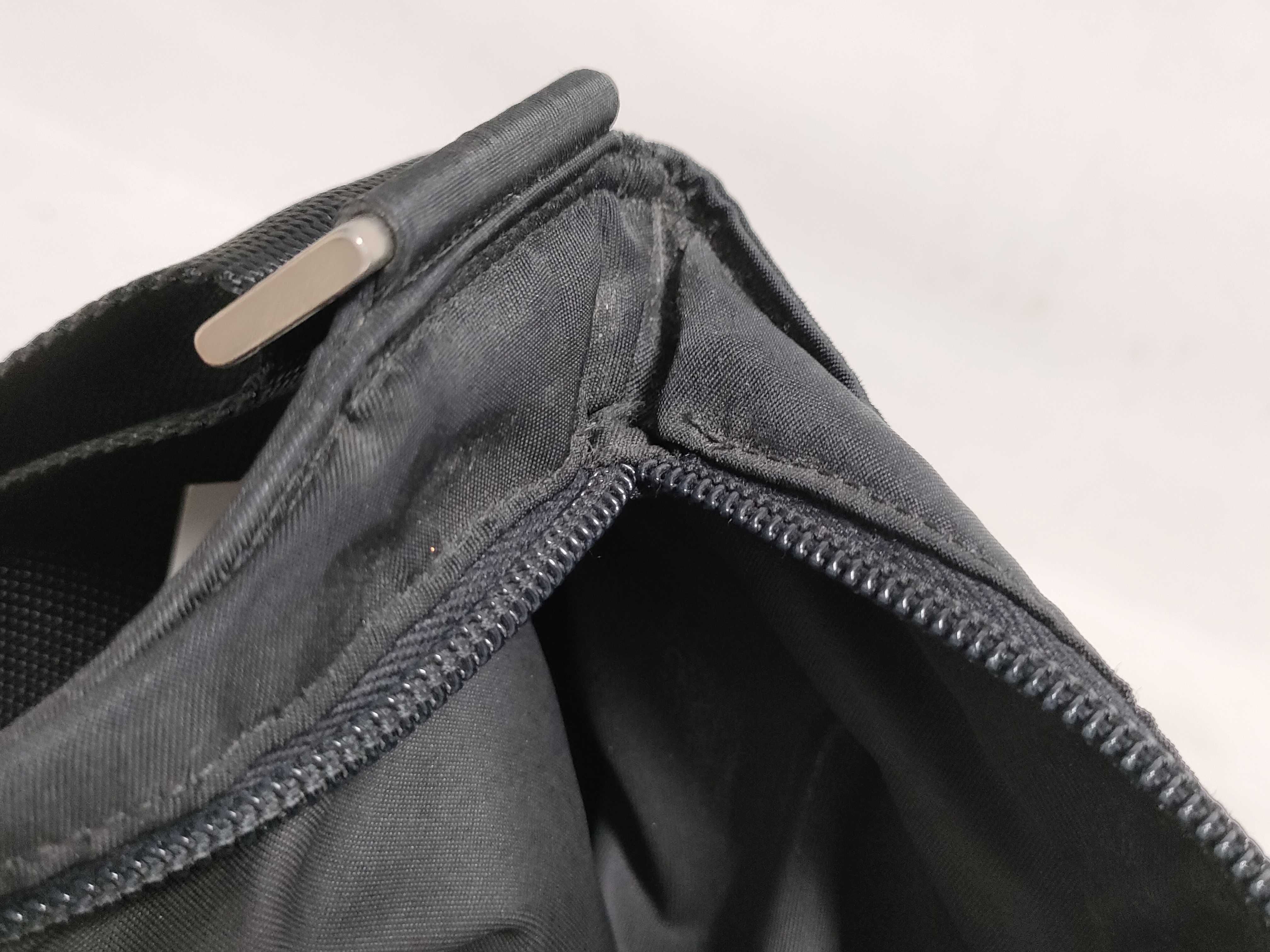 Nylon Shoulder Bag (No Gusset) — view 9