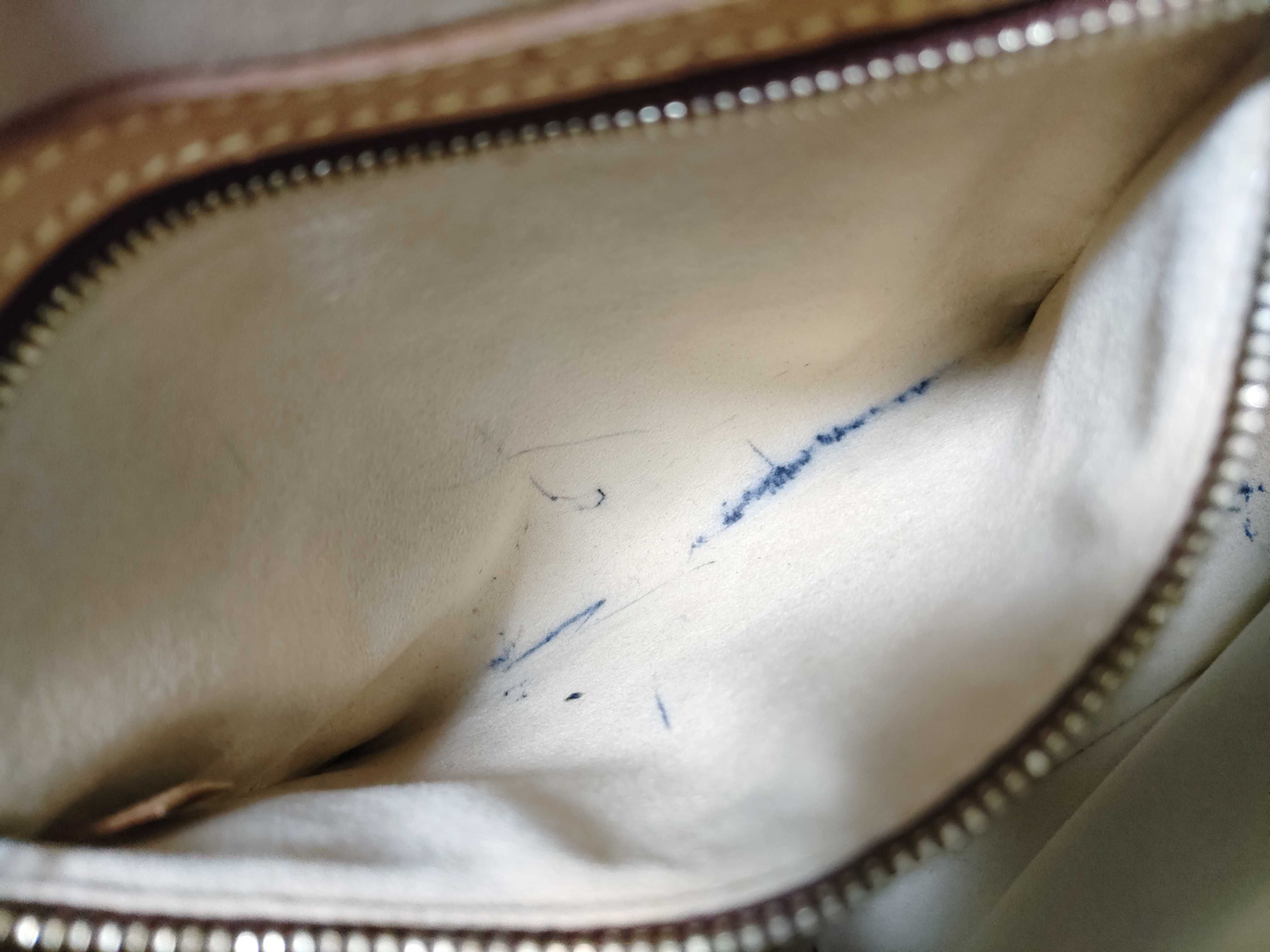 Monogram Louis Vuitton Looping MM Shoulder Bag — view 11