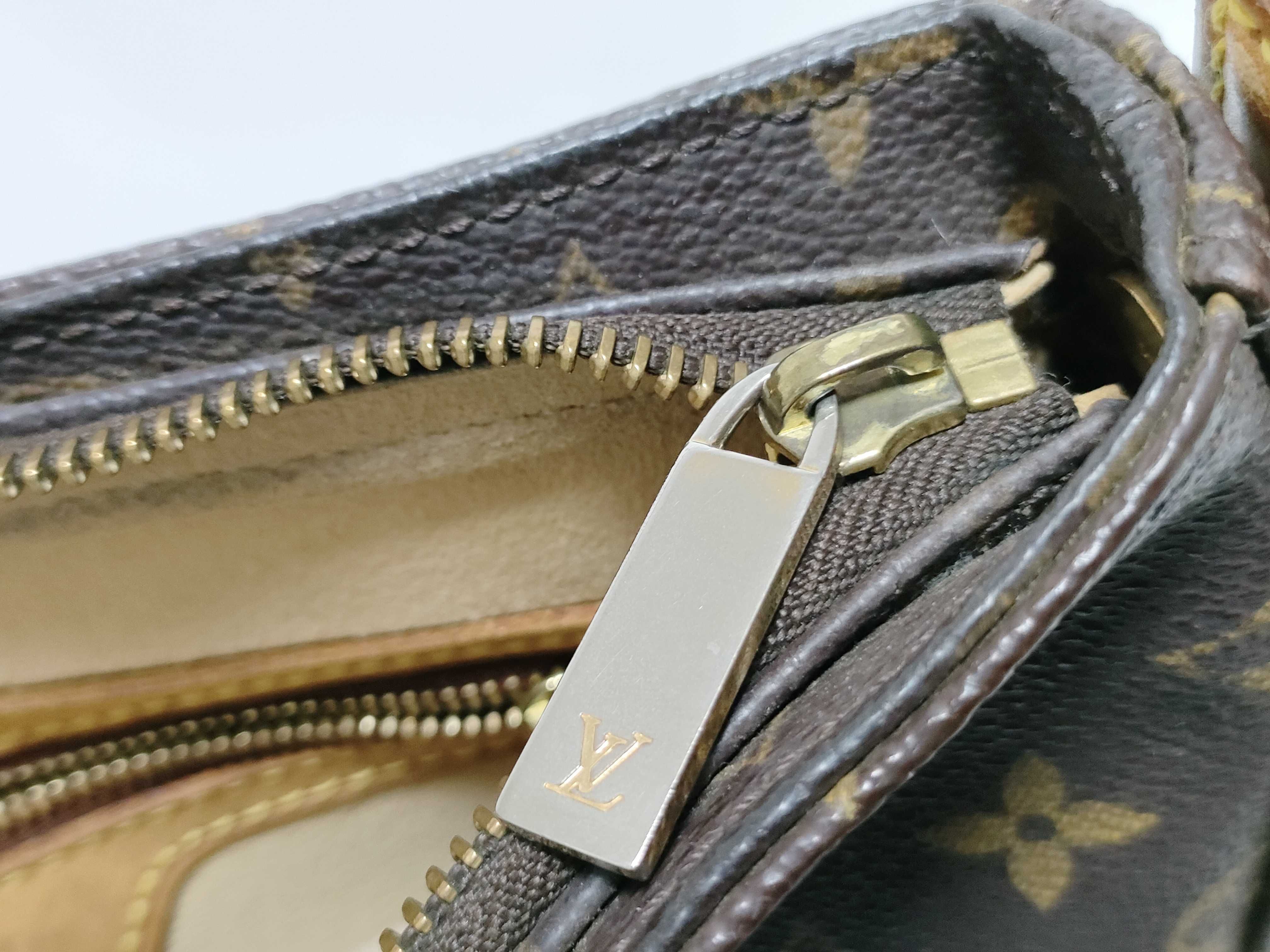 Monogram Louis Vuitton Looping MM Shoulder Bag — view 14