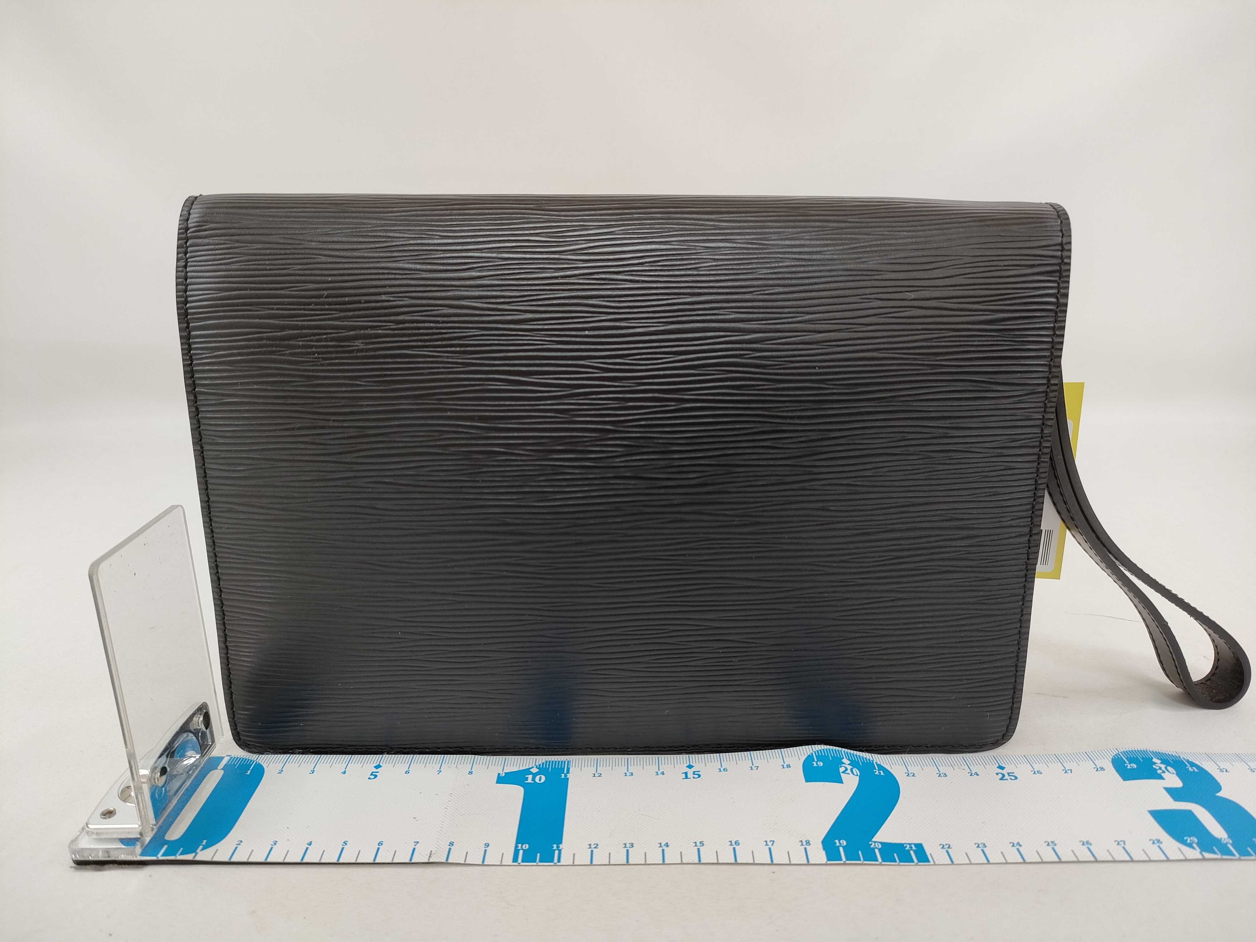 Epi Pochette Sellier Dragonne Second Bag — view 2