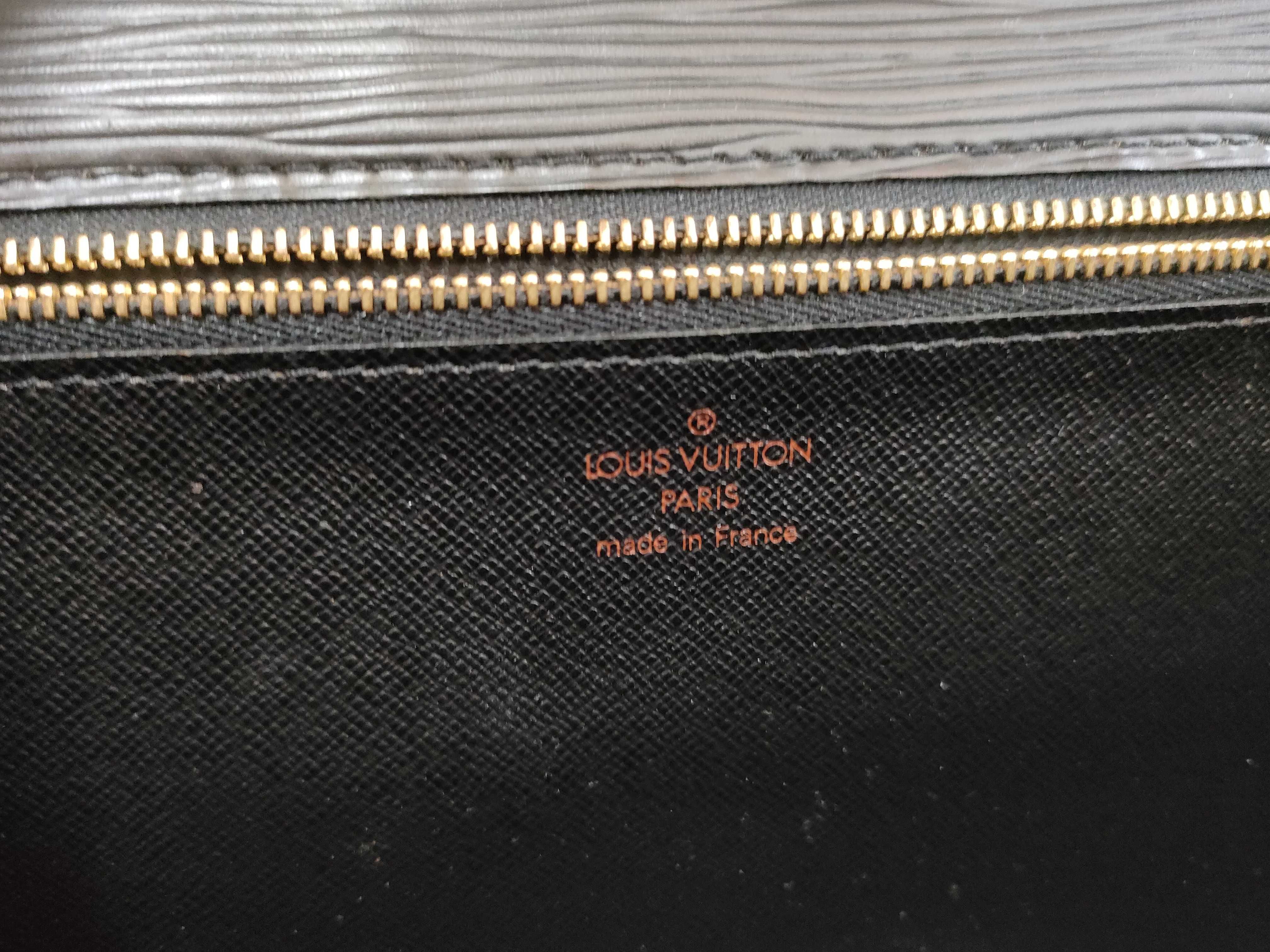 Epi Pochette Sellier Dragonne Second Bag — view 11
