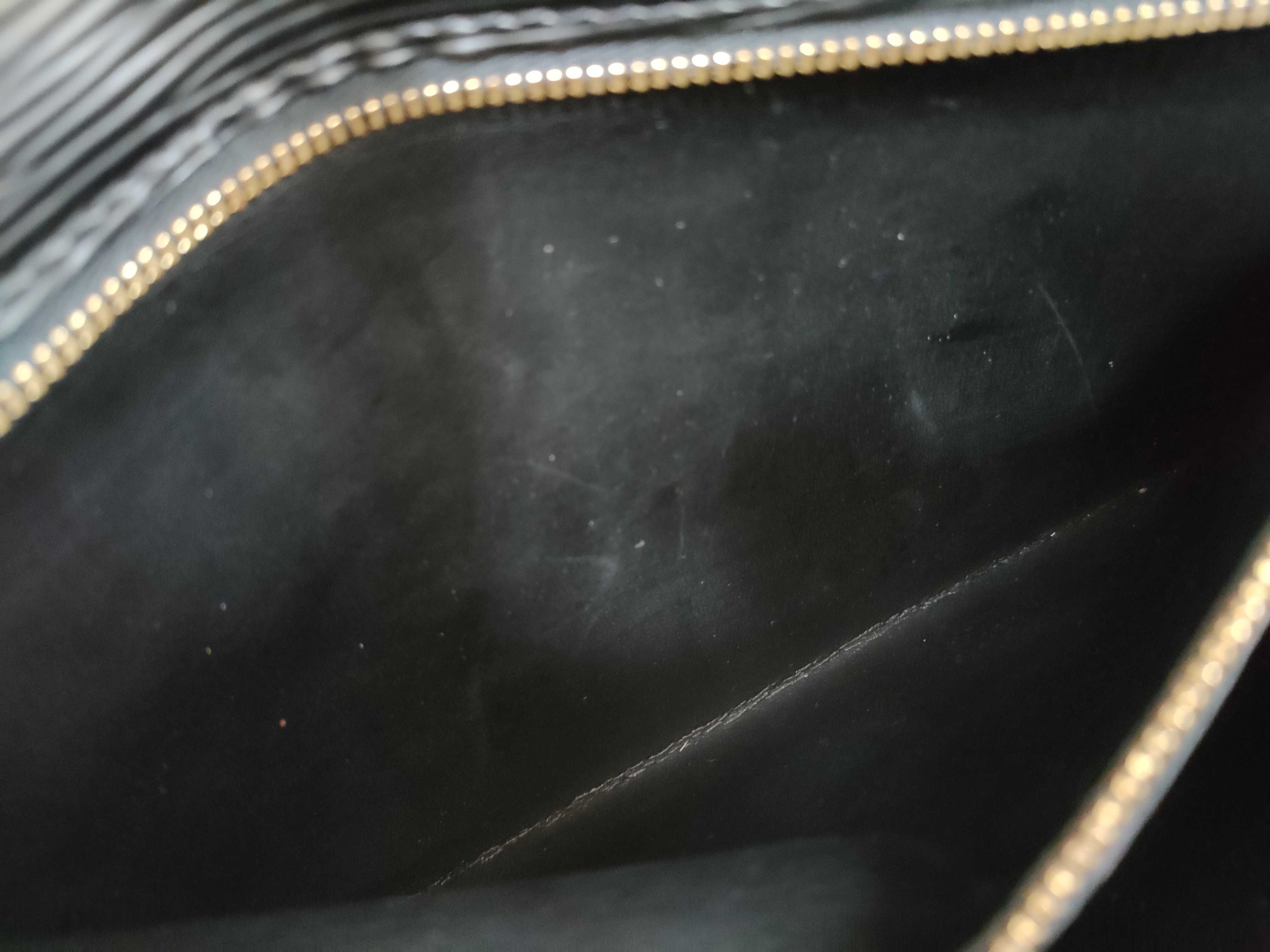 Epi Pochette Sellier Dragonne Second Bag — view 12