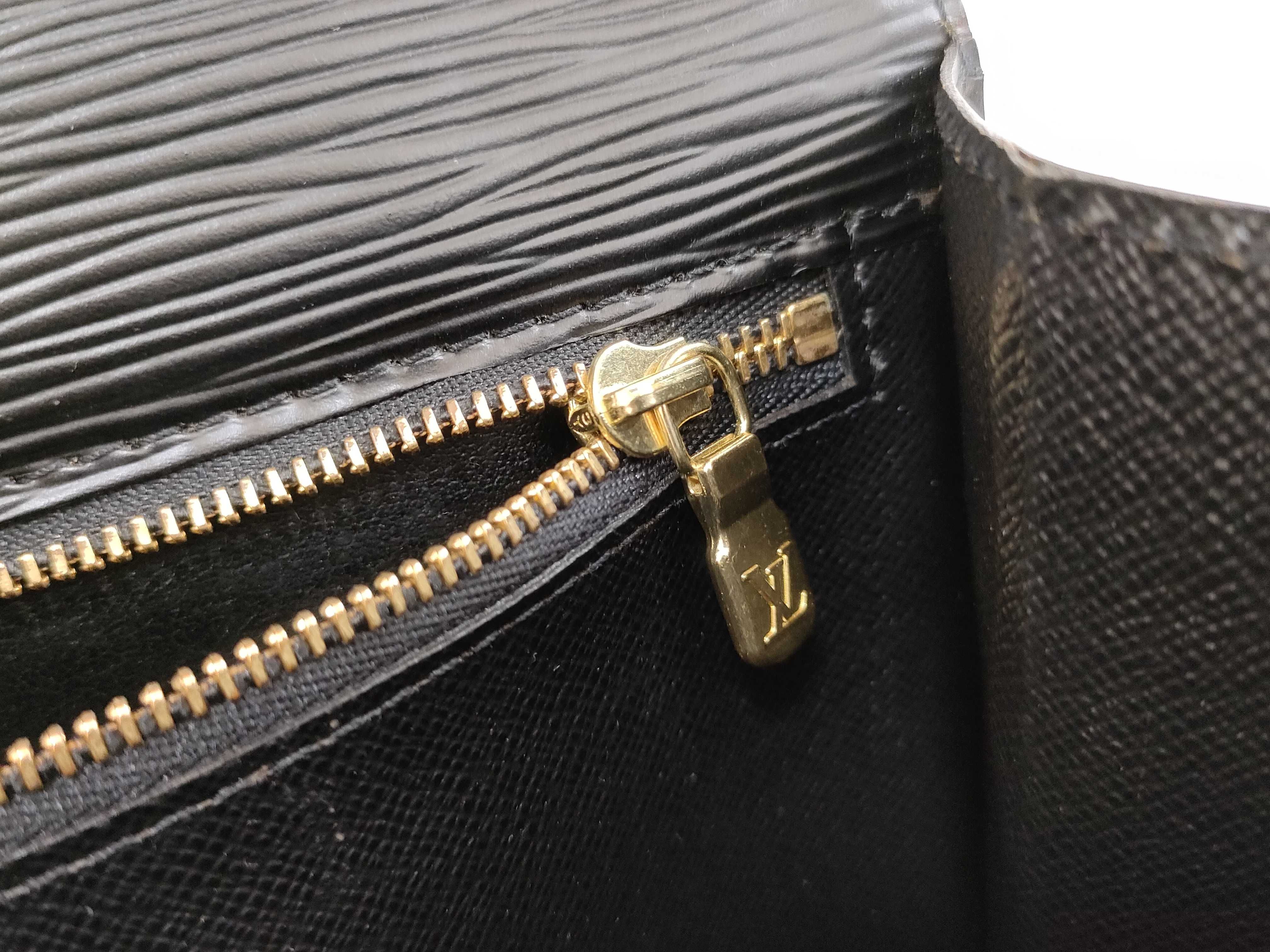 Epi Pochette Sellier Dragonne Second Bag — view 13