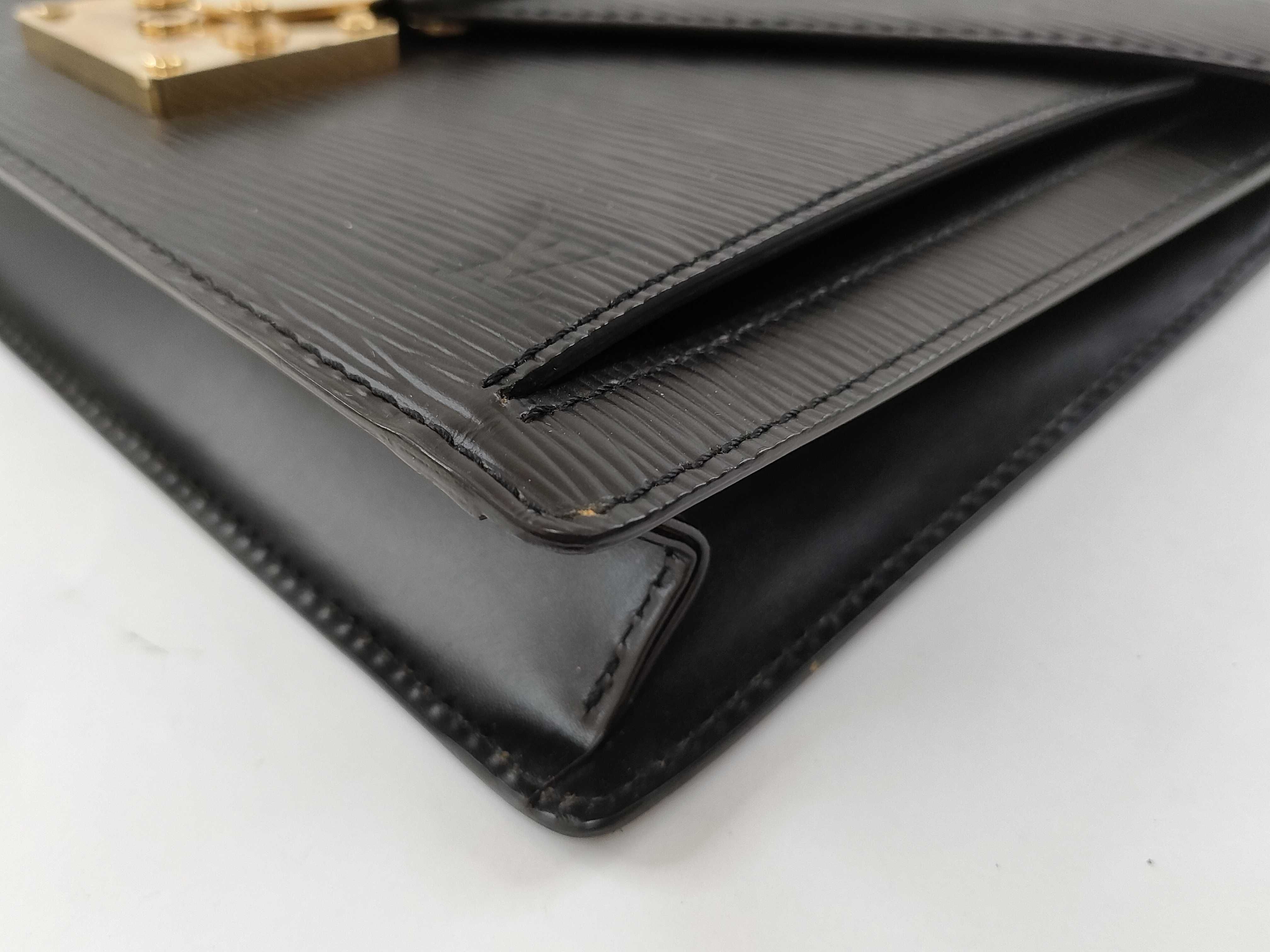 Epi Pochette Sellier Dragonne Second Bag — view 4