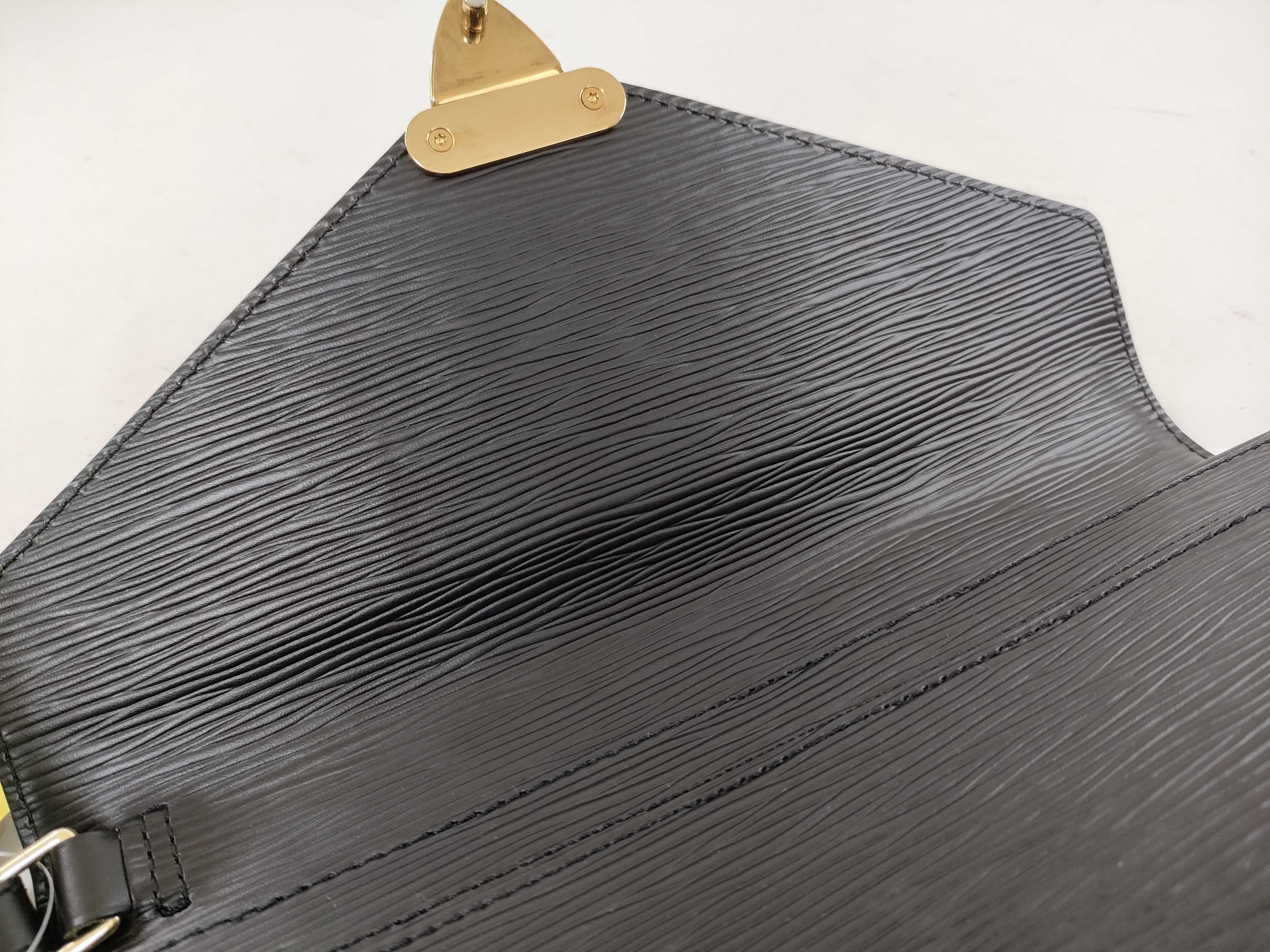 Epi Pochette Sellier Dragonne Second Bag — view 6