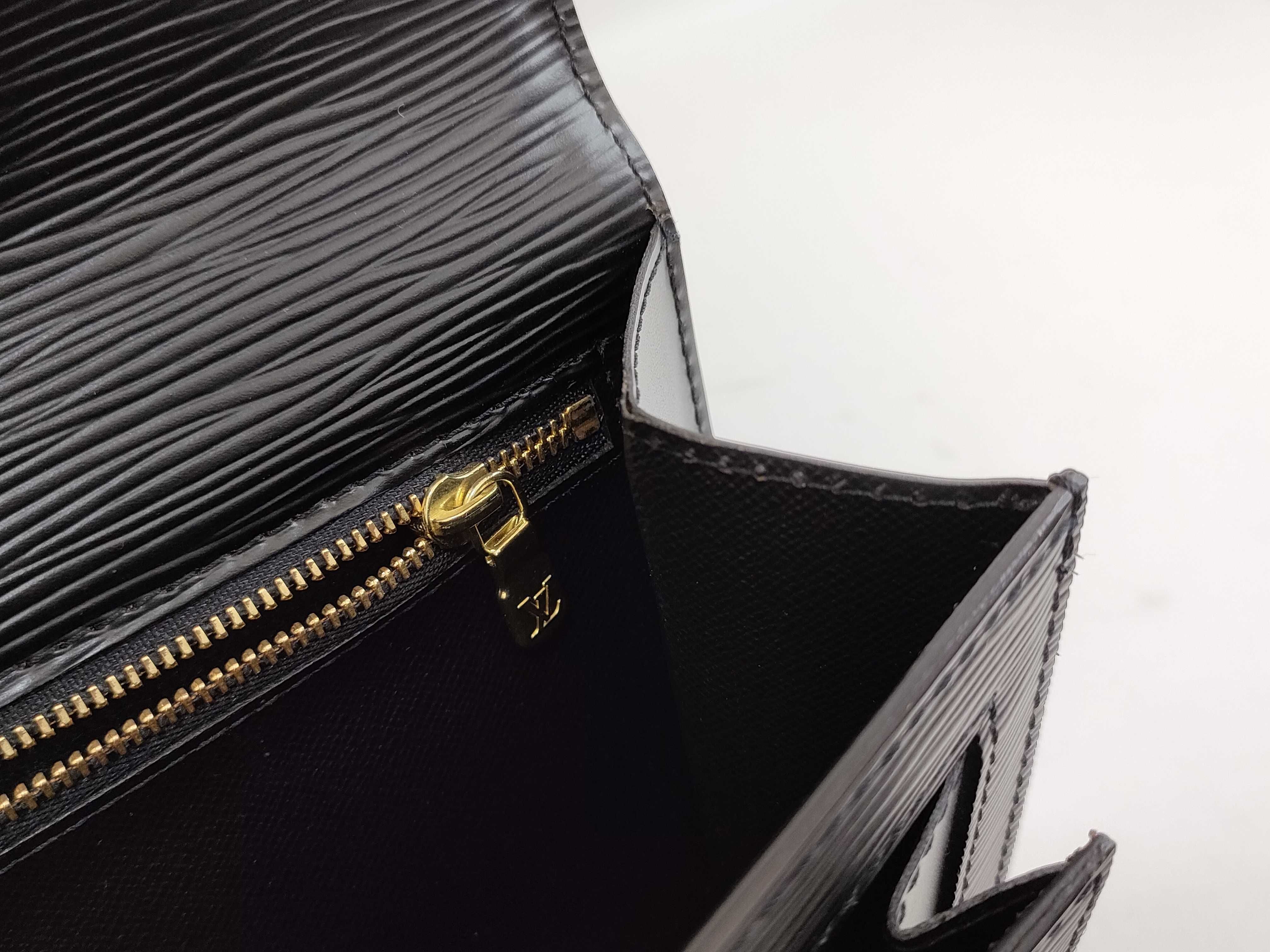 Epi Pochette Sellier Dragonne Second Bag — view 10