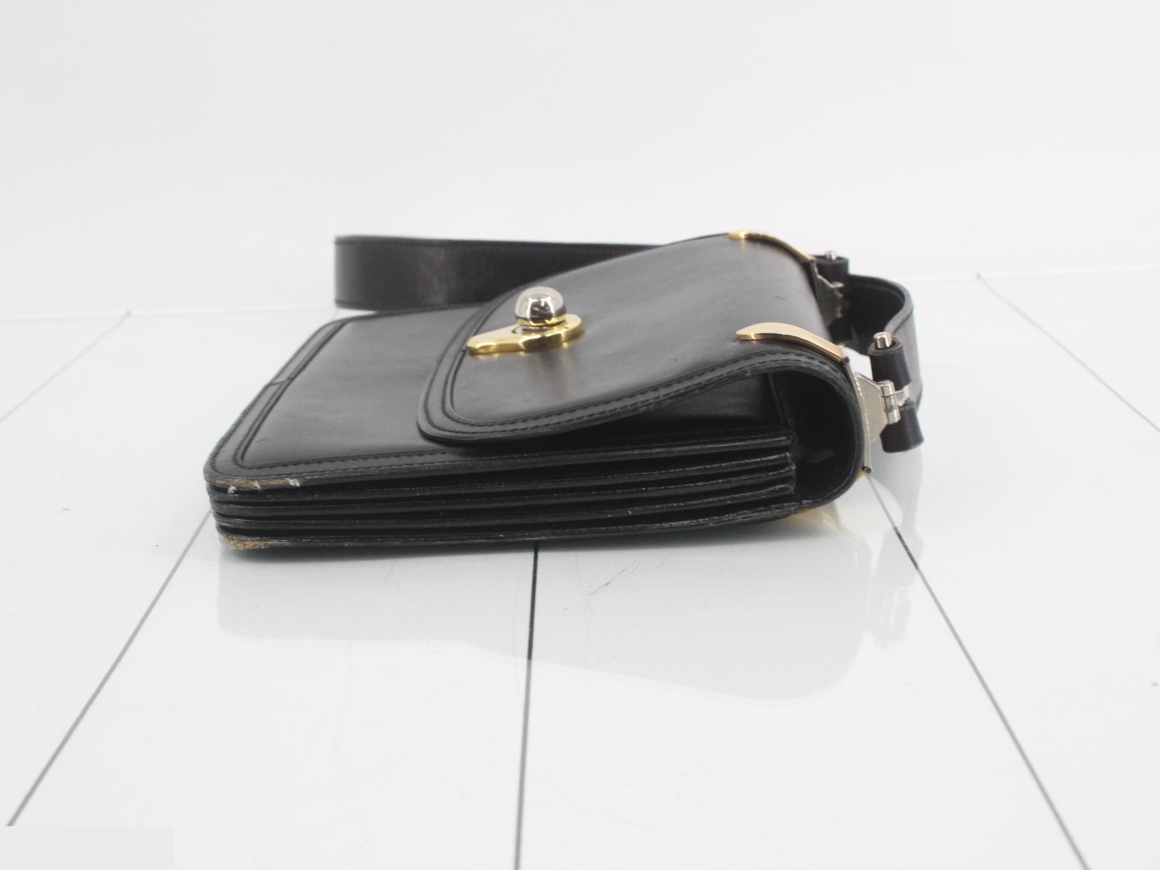 Leather shoulder bag — view 3