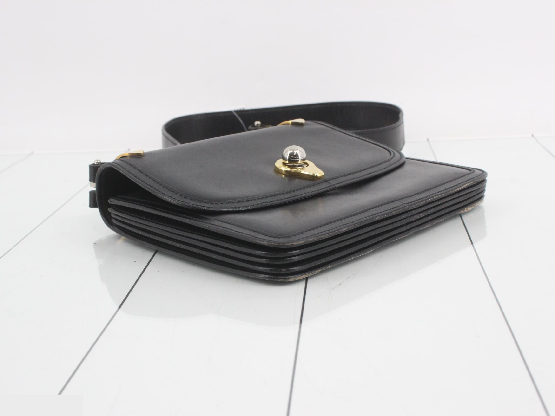 Leather shoulder bag — view 5
