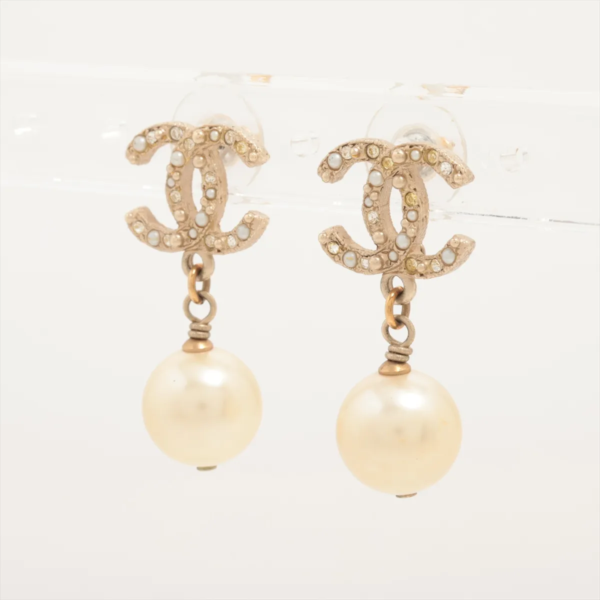Coco Mark A14V Earrings (Pair) GP x Rhinestone x Faux Pearl Gold — view 3