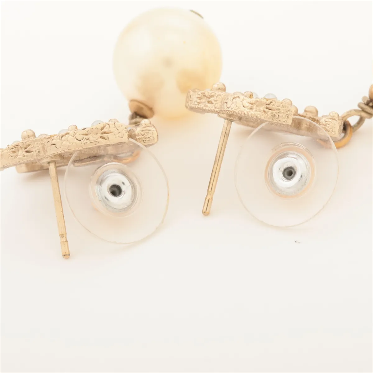 Coco Mark A14V Earrings (Pair) GP x Rhinestone x Faux Pearl Gold — view 4