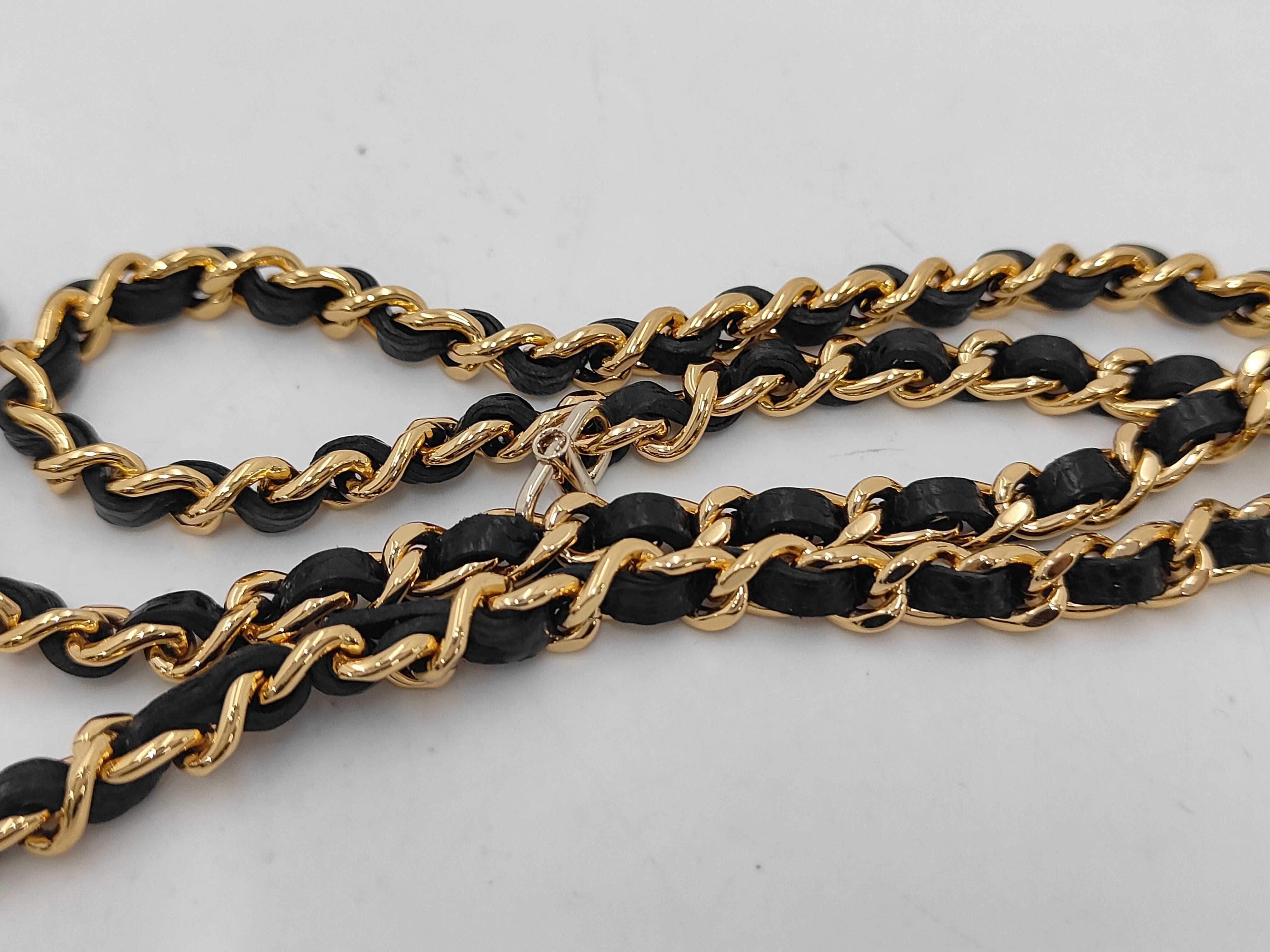 WOC Chain Bag Shoulder Bag — view 4