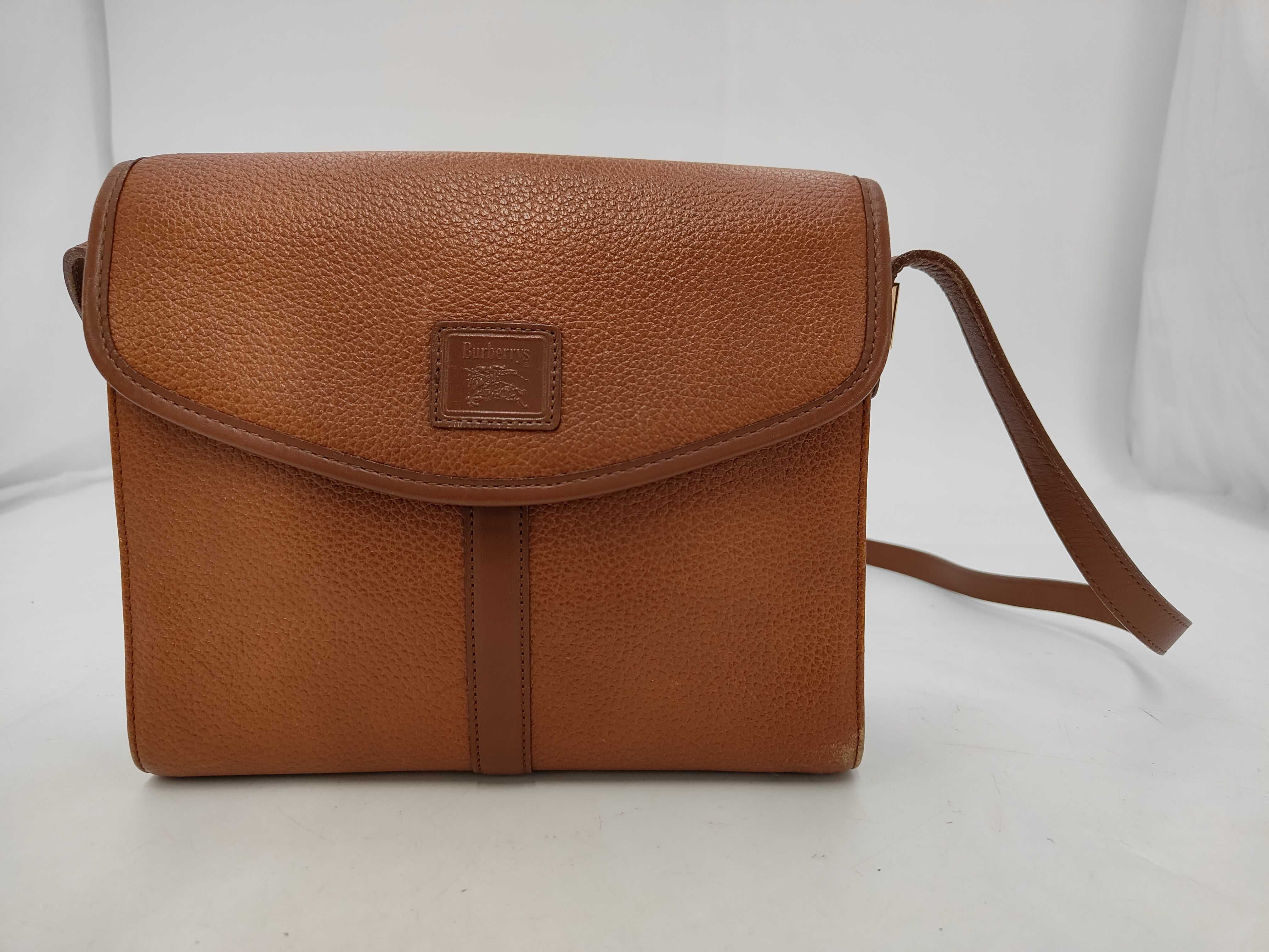 Leather Shoulder Bag with Nova Interior