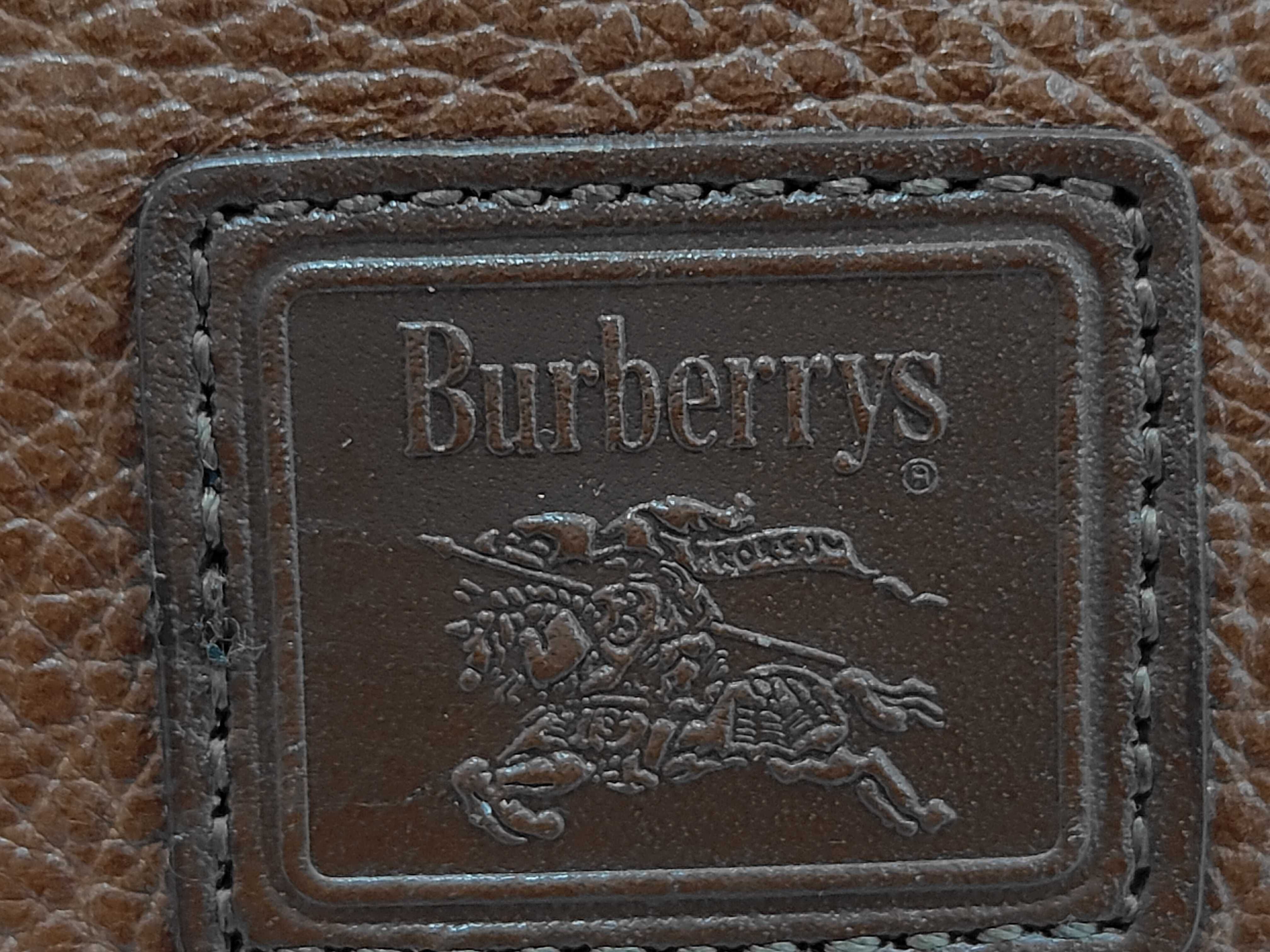 Leather Shoulder Bag with Nova Interior — view 9