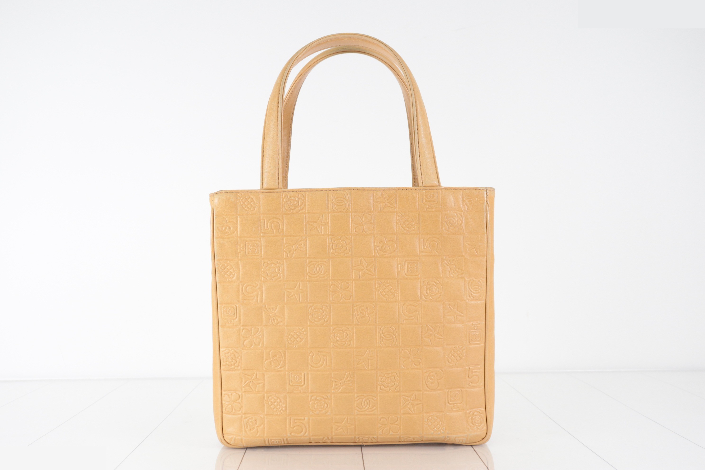 Icon Lamb Tote, Camel, Unit #8 — view 2