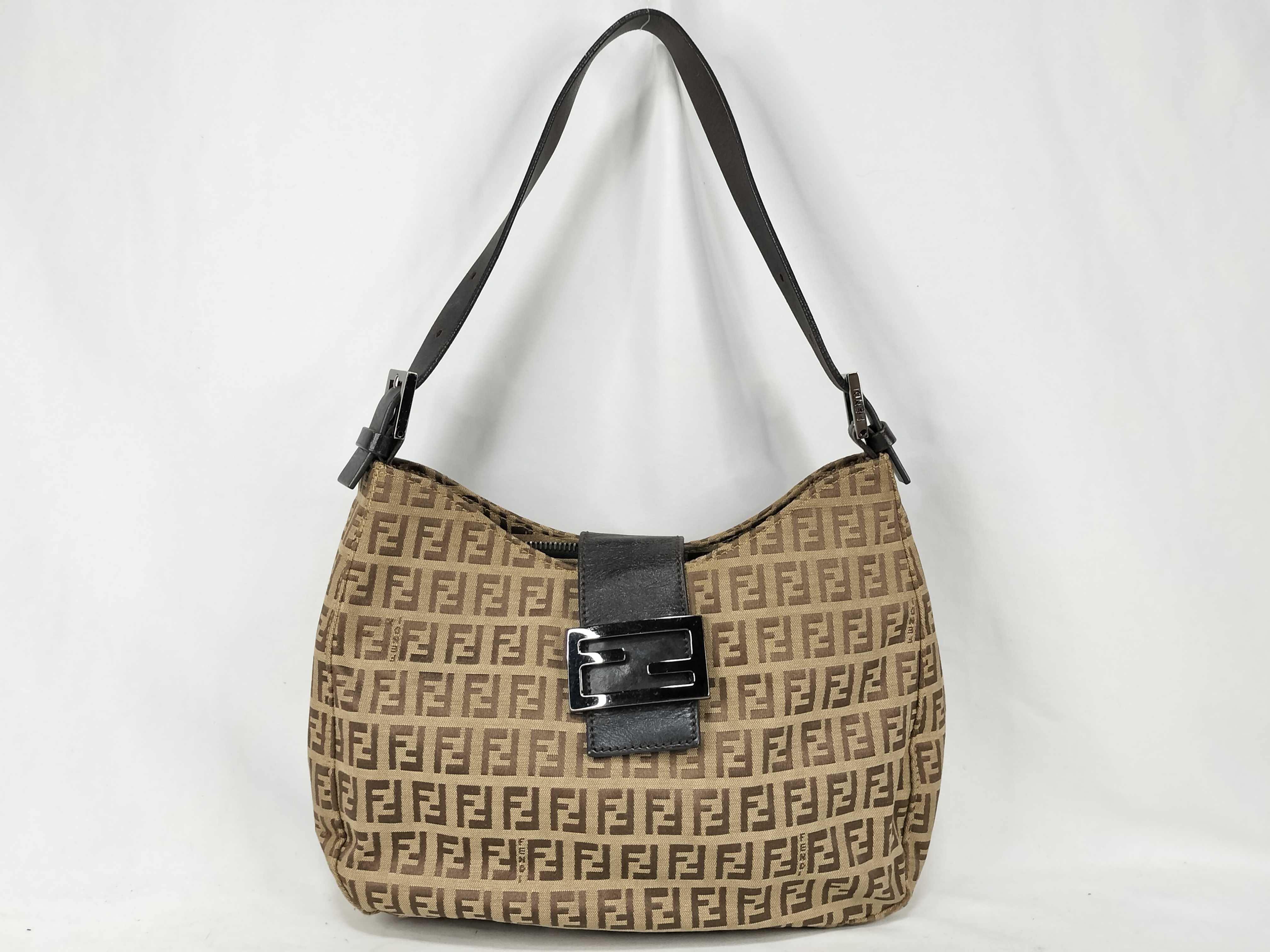 Zucca pattern Fendi Mamma Zucca shoulder bag with aftermarket zipper