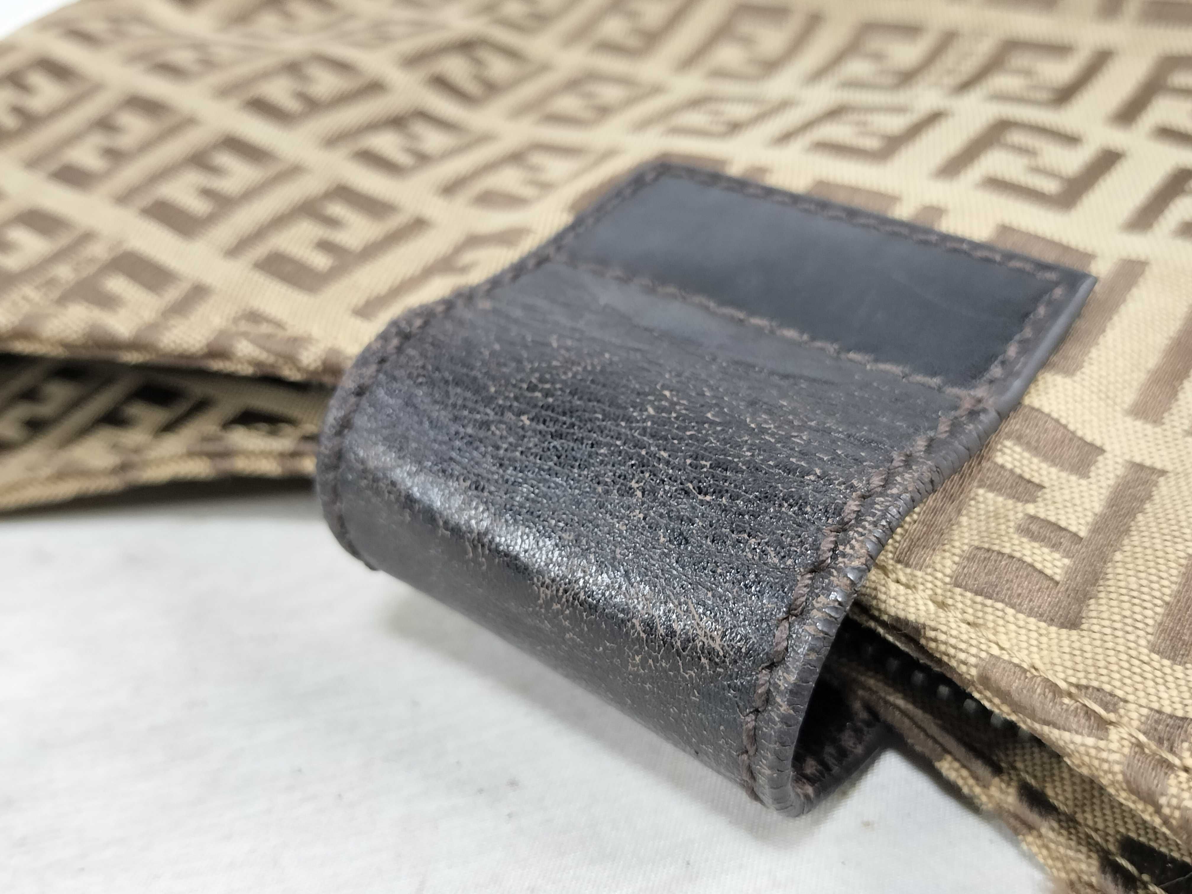Zucca pattern Fendi Mamma Zucca shoulder bag with aftermarket zipper — view 13