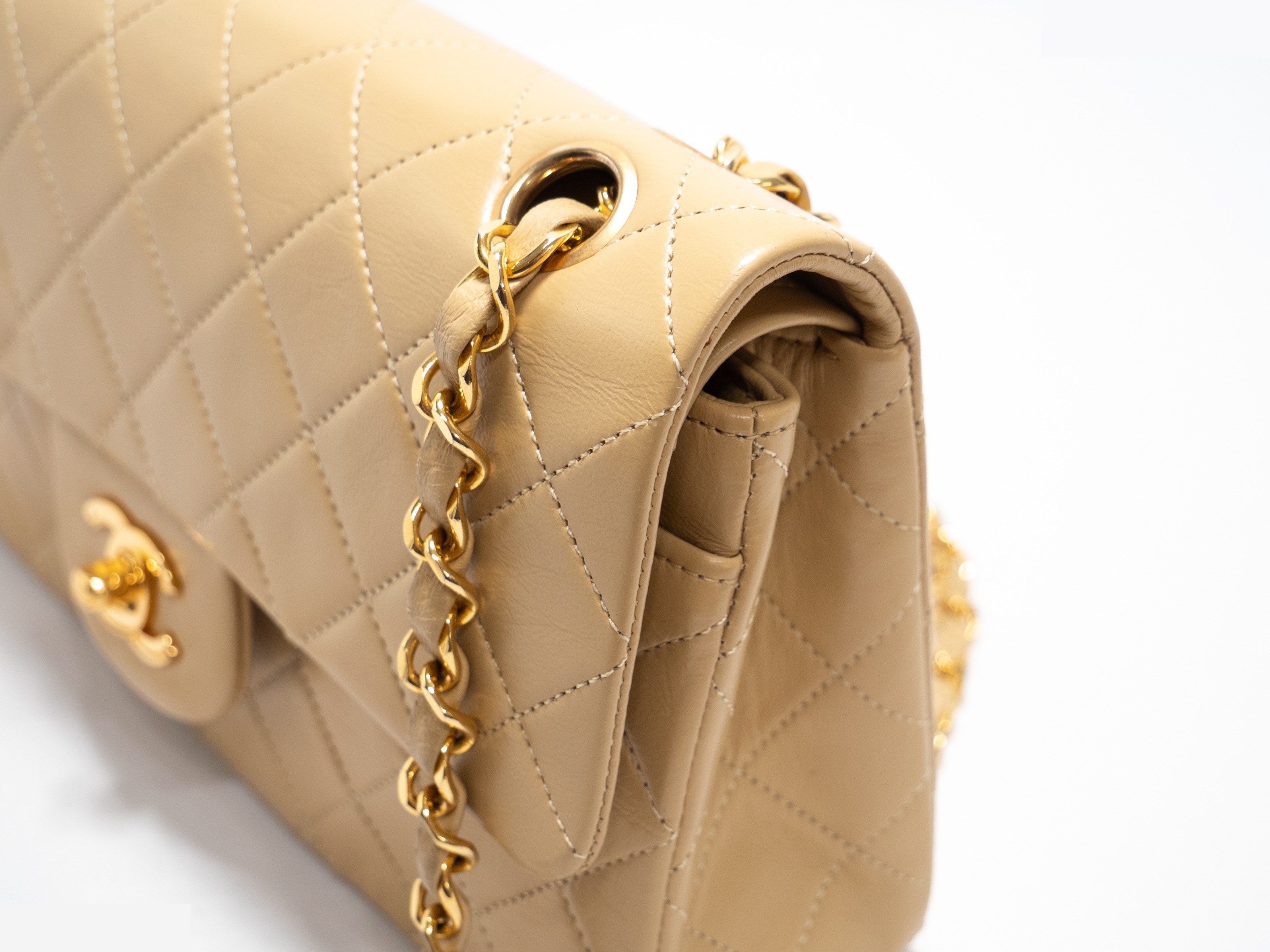 Matelassé 23 Double Flap Seal — view 2