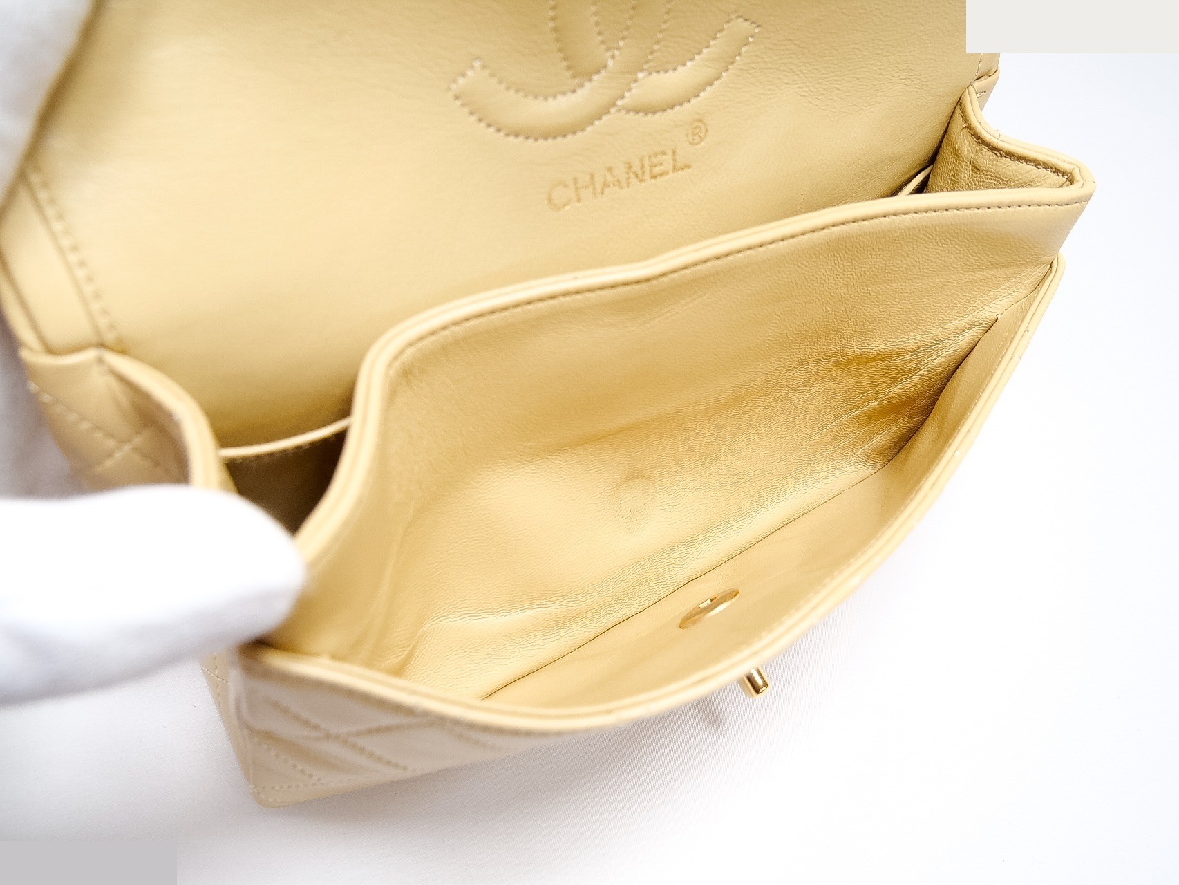 Matelassé 23 Double Flap Seal — view 12