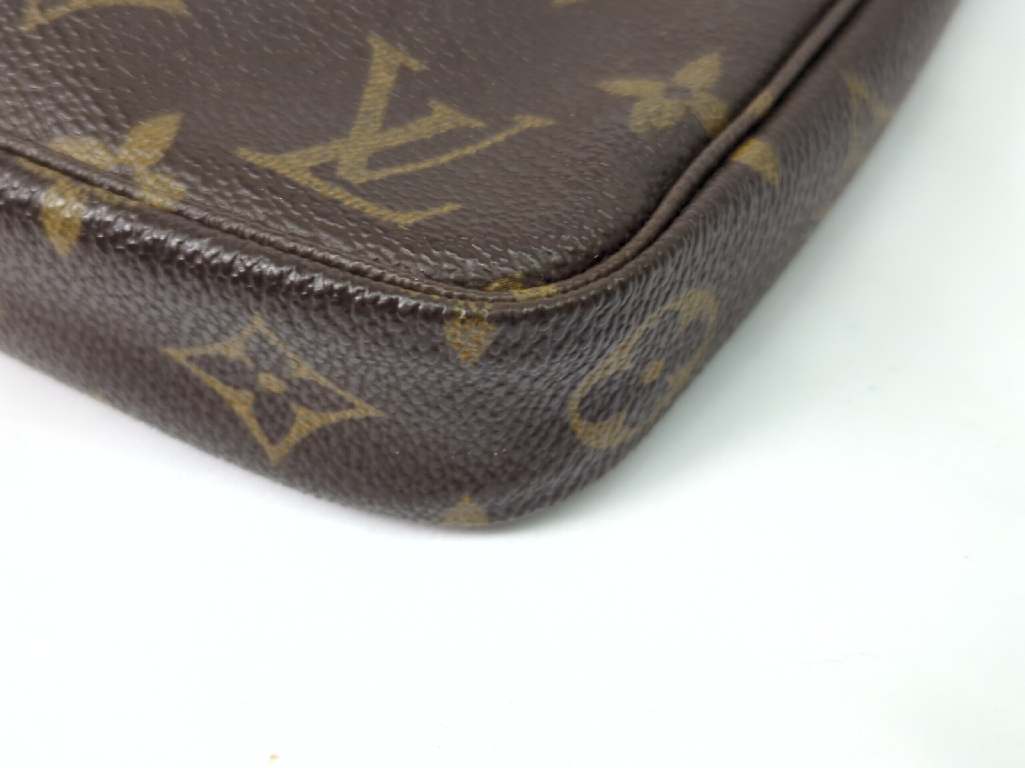 M40712 Monogram Pochette Accessoires Handbag — view 3