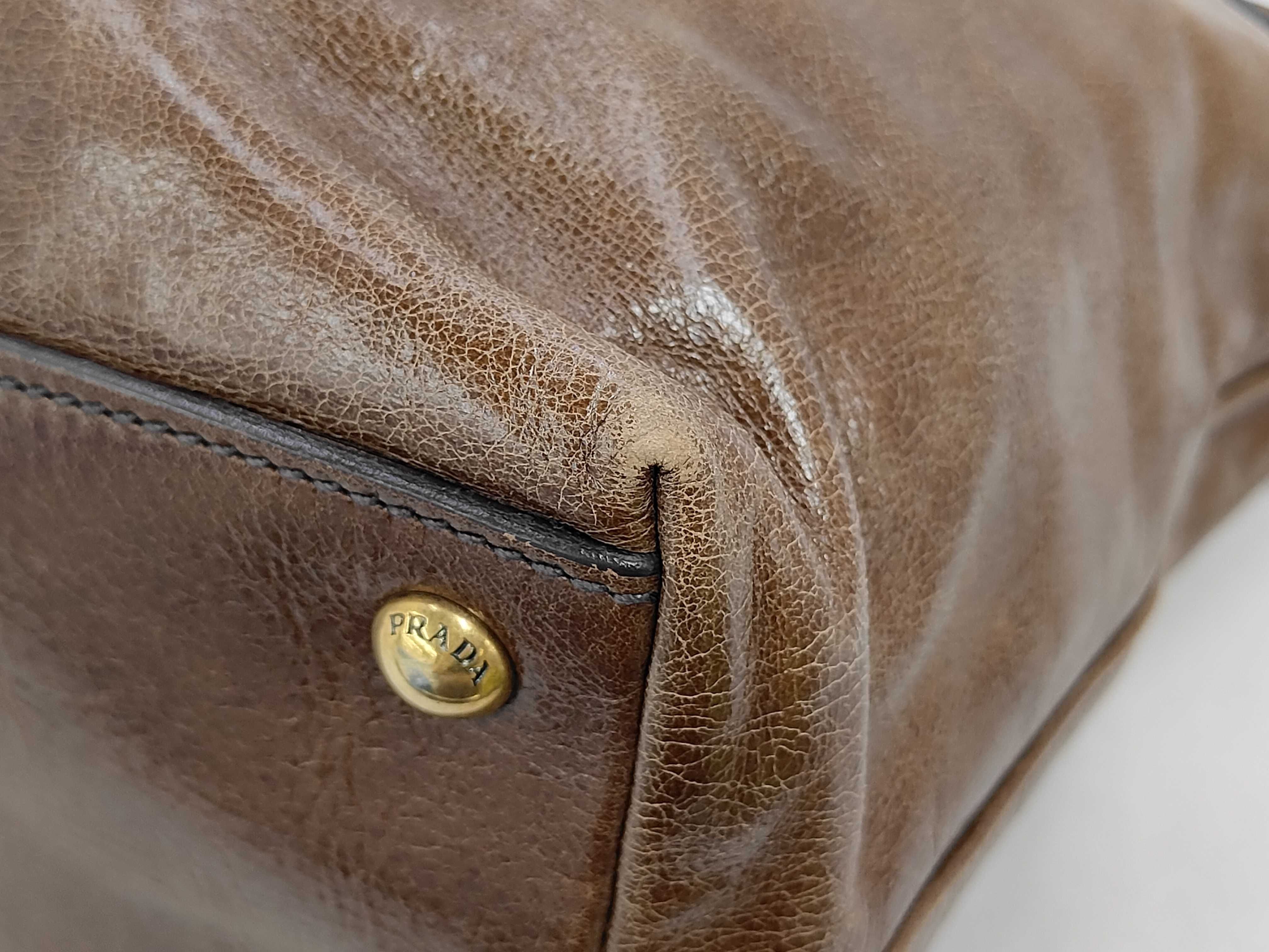 Vitello Shine Handbag — view 3