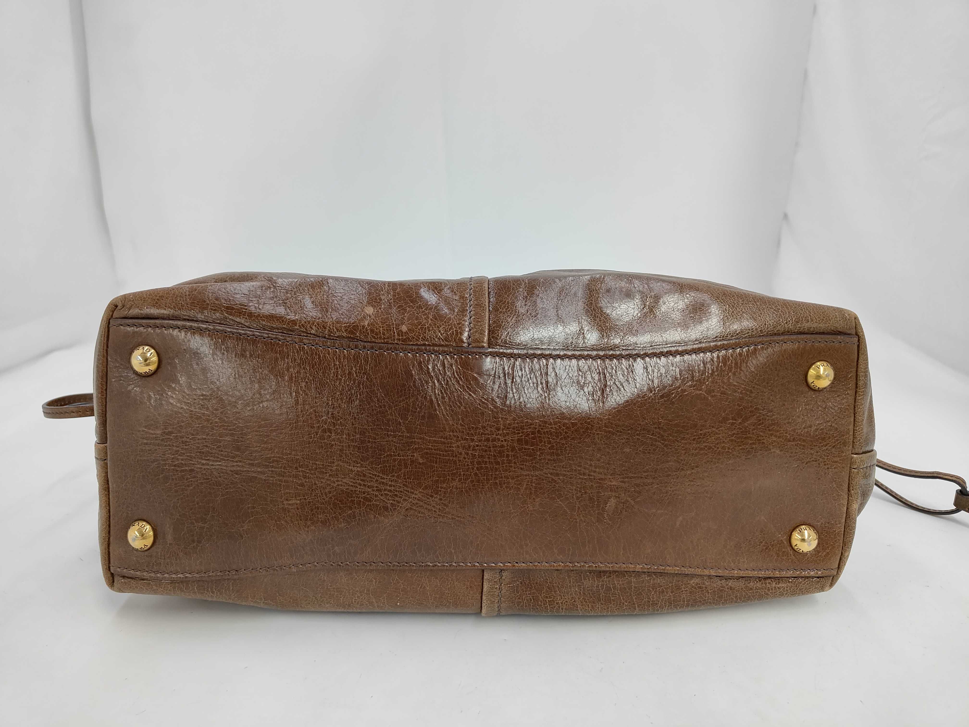 Vitello Shine Handbag — view 4