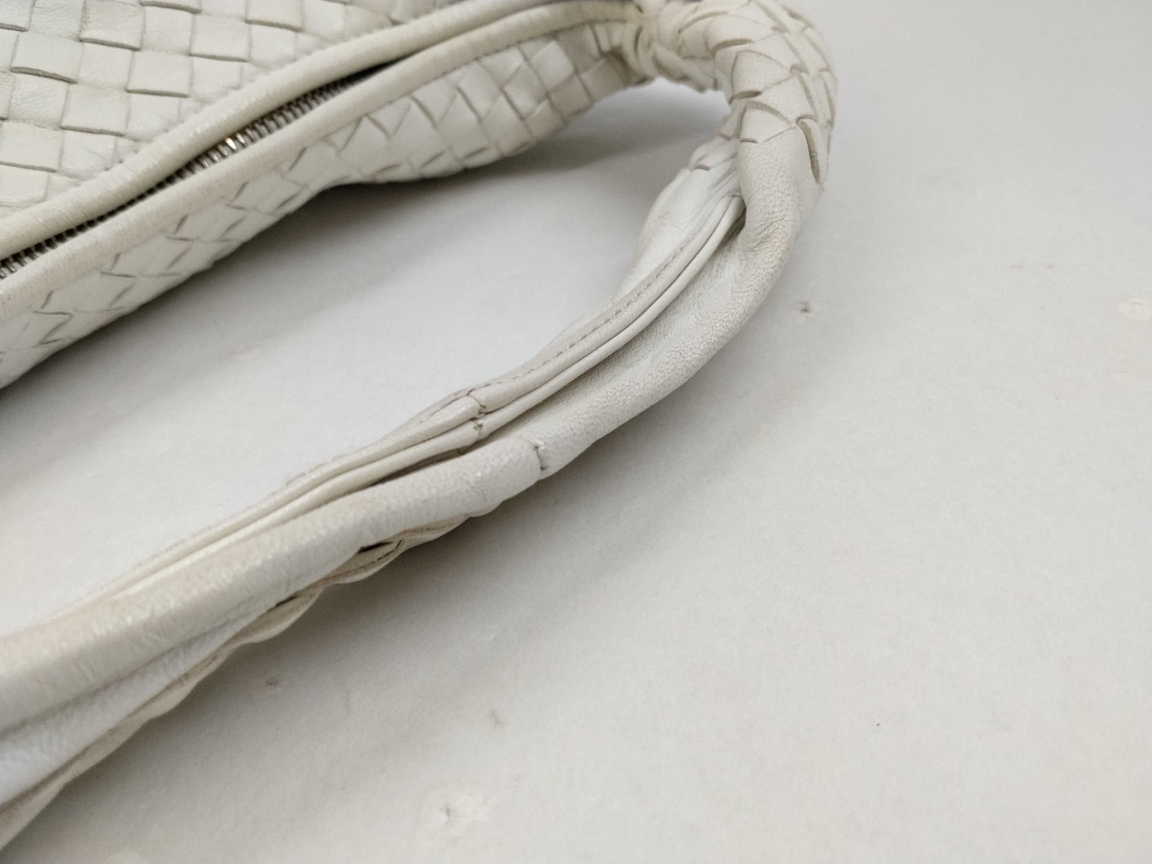 Intrecciato Hobo WH Shoulder Bag — view 6