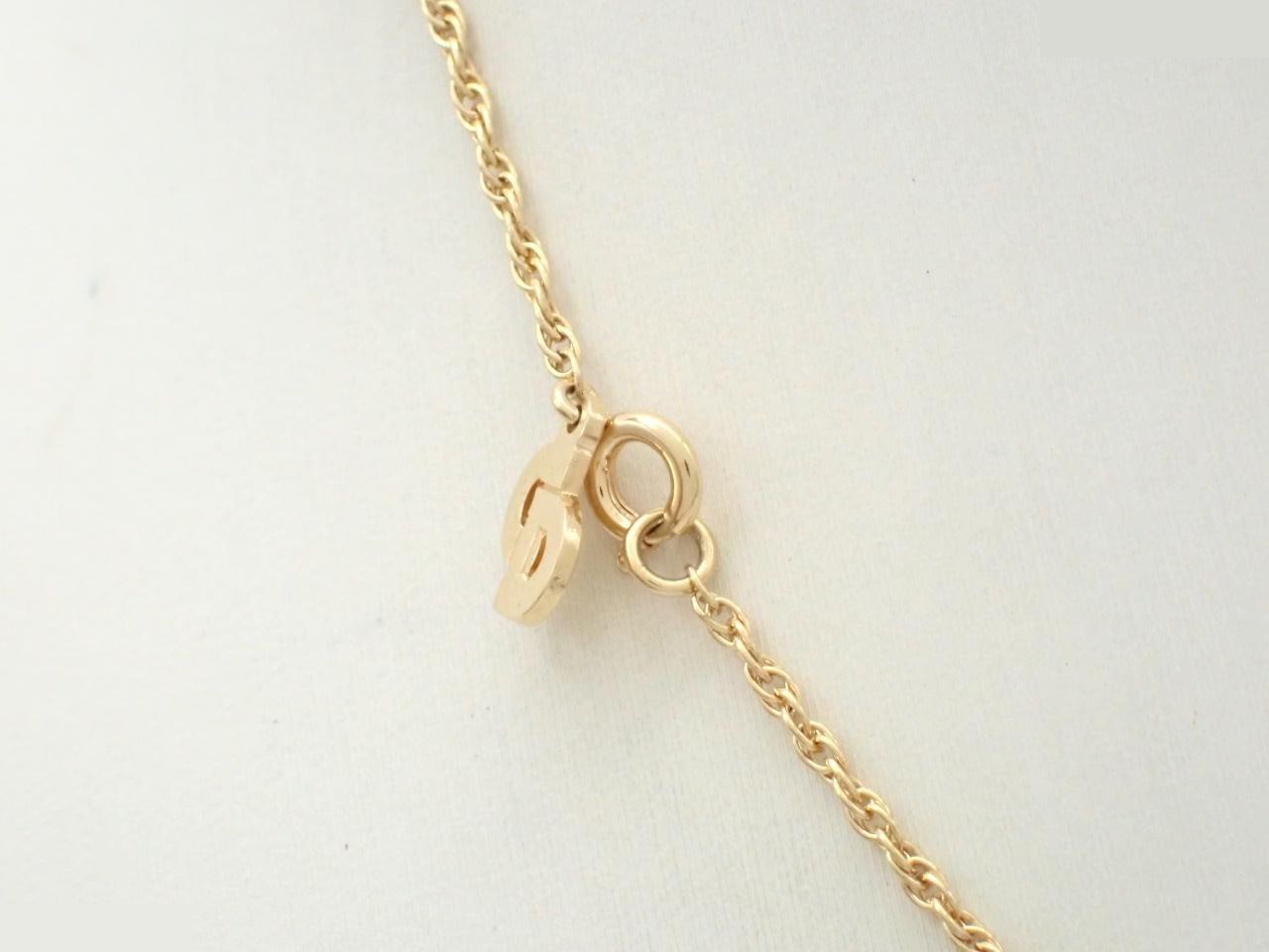 Other lines: Precious metals, necklaces, pendants, chains approximately 40cm long. — view 2