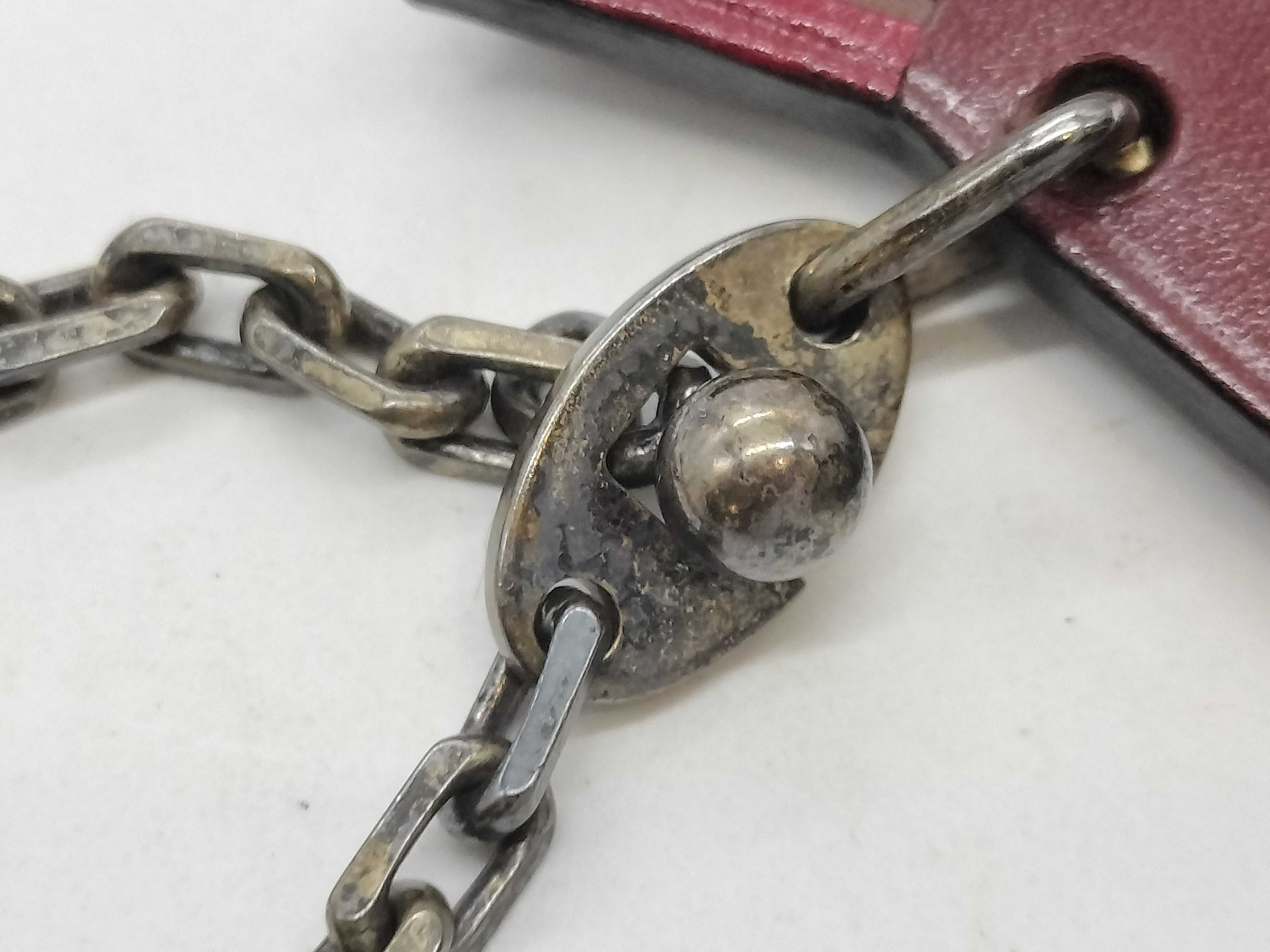 accessory charm — view 5