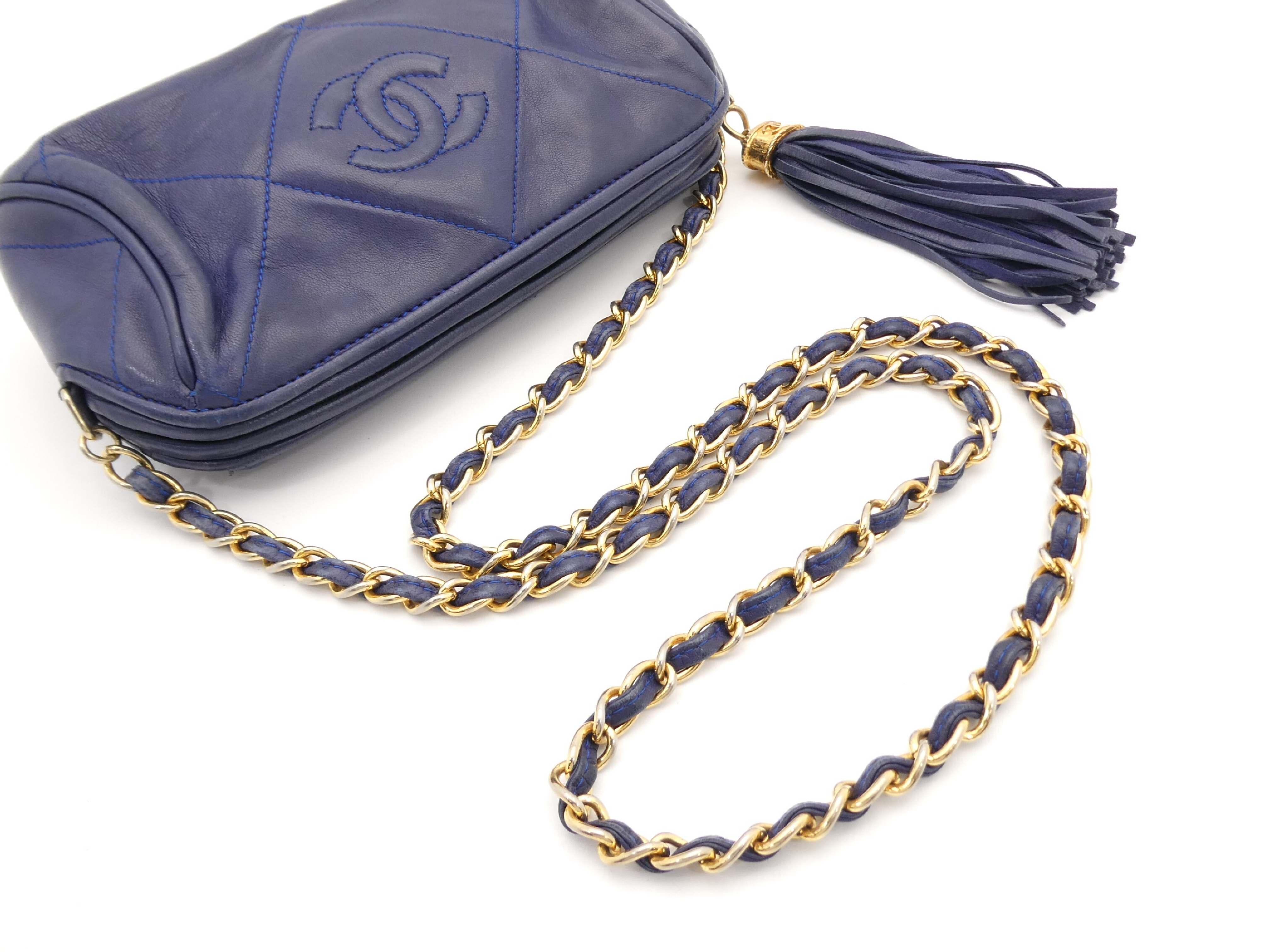 Matelassé Coco Mark Fringe Chain Shoulder Bag — view 6
