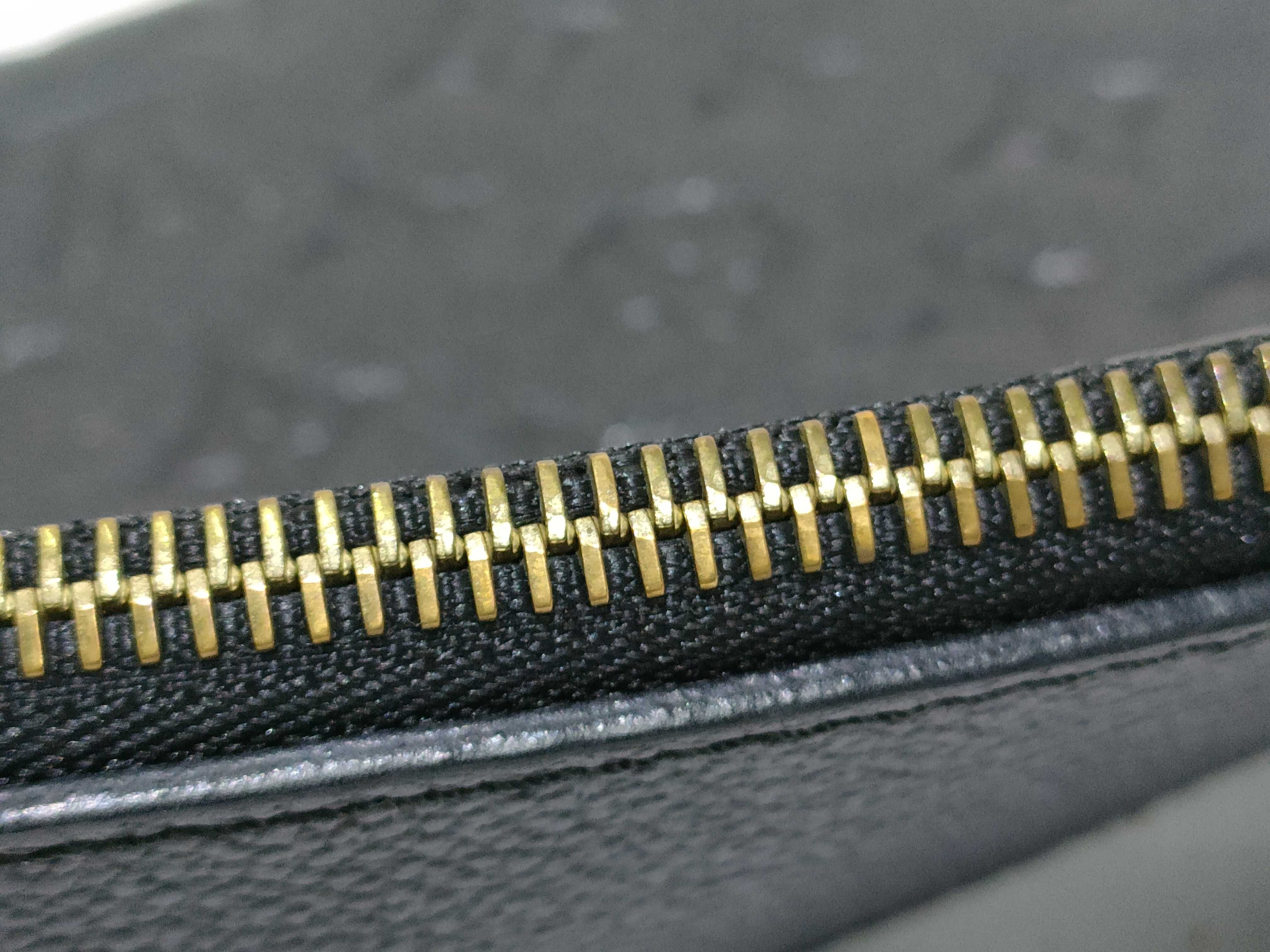 Monogram Empreinte KR - Monogram Empreinte Daily Pouch Bag Black Clutch Bag — view 5