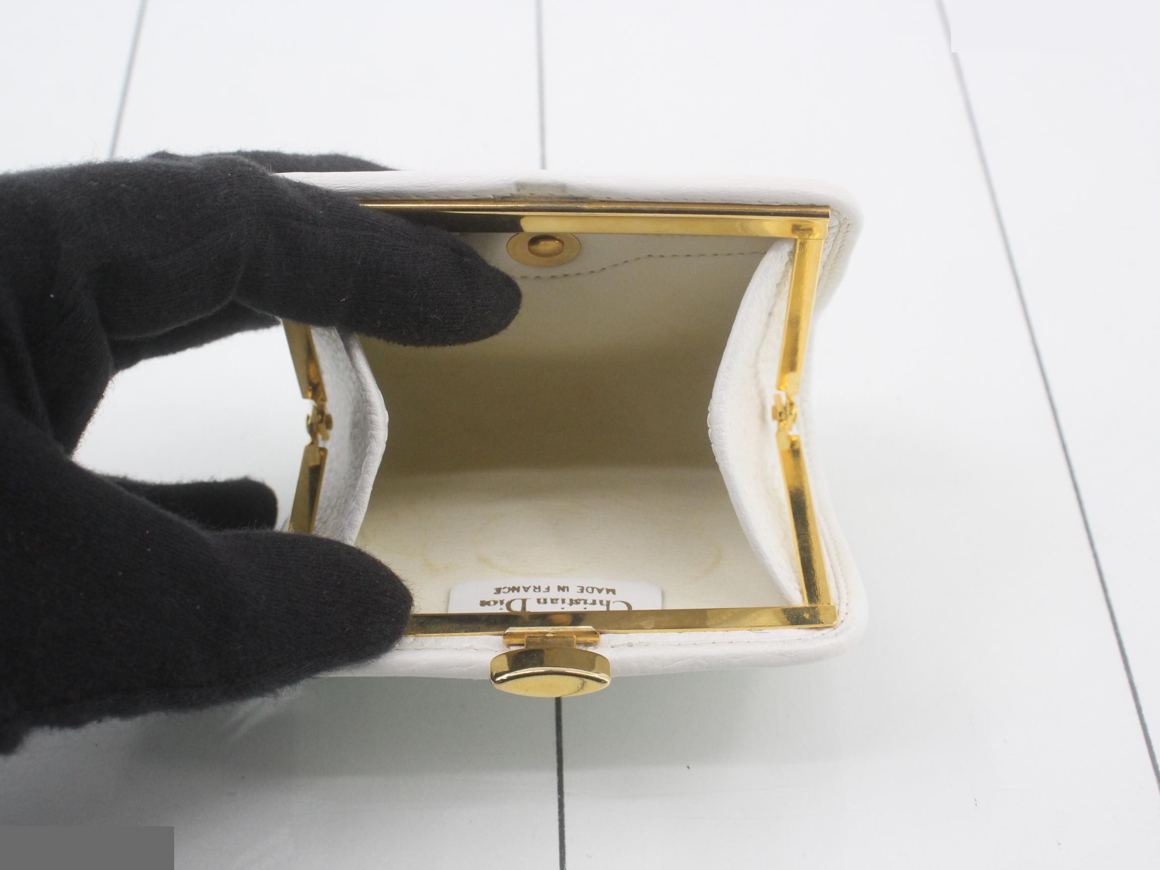 Coin purse — view 4