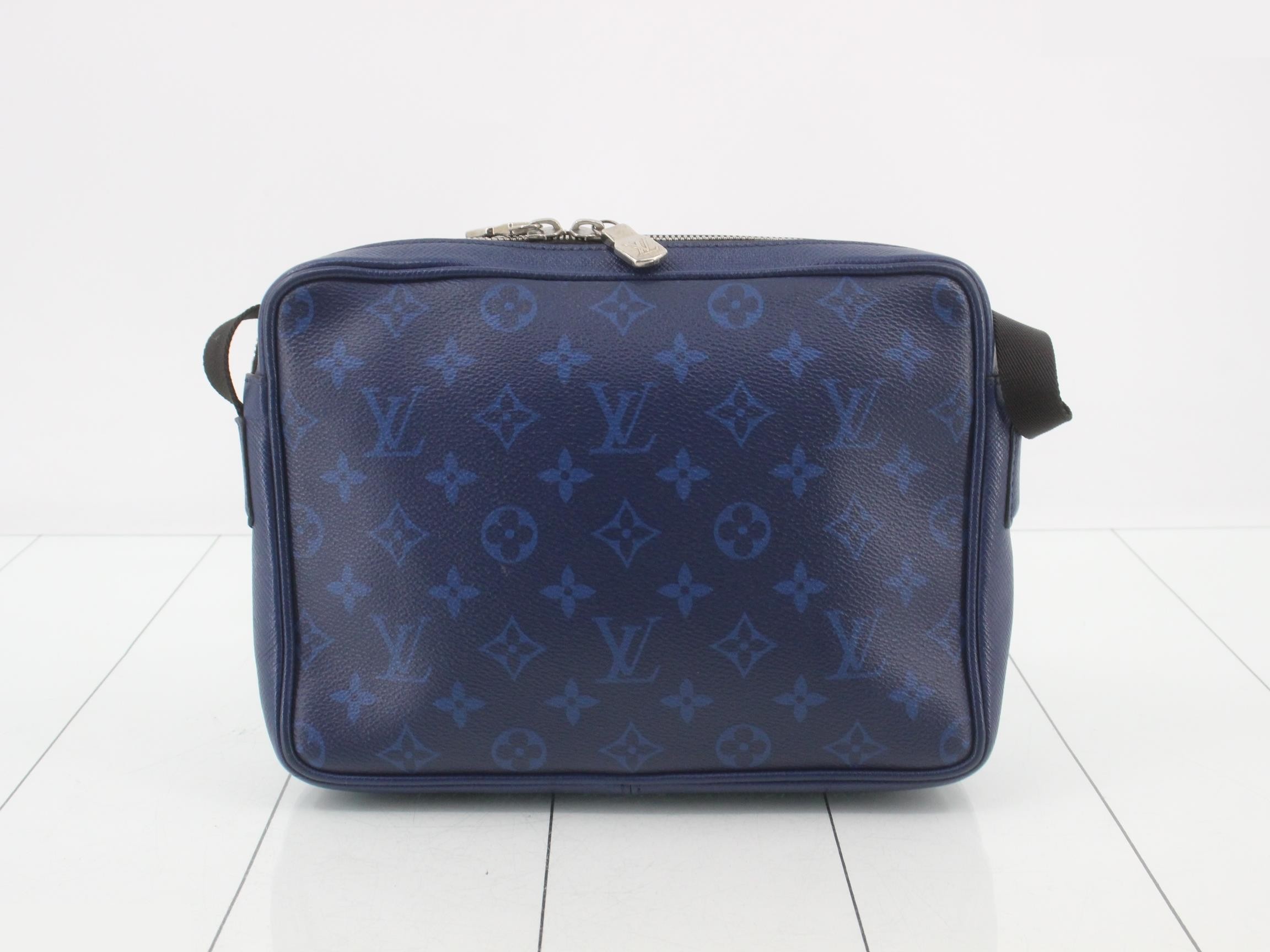 Shoulder bag — view 2