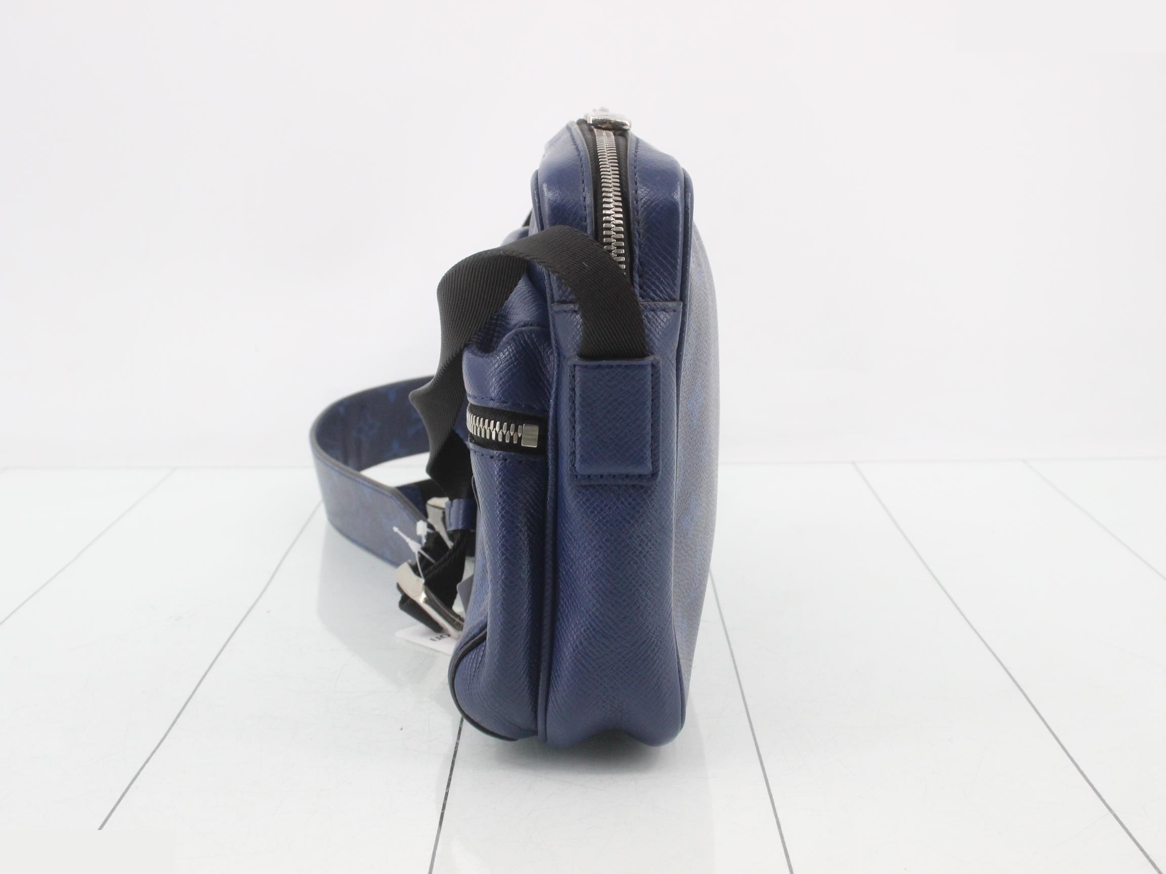 Shoulder bag — view 3