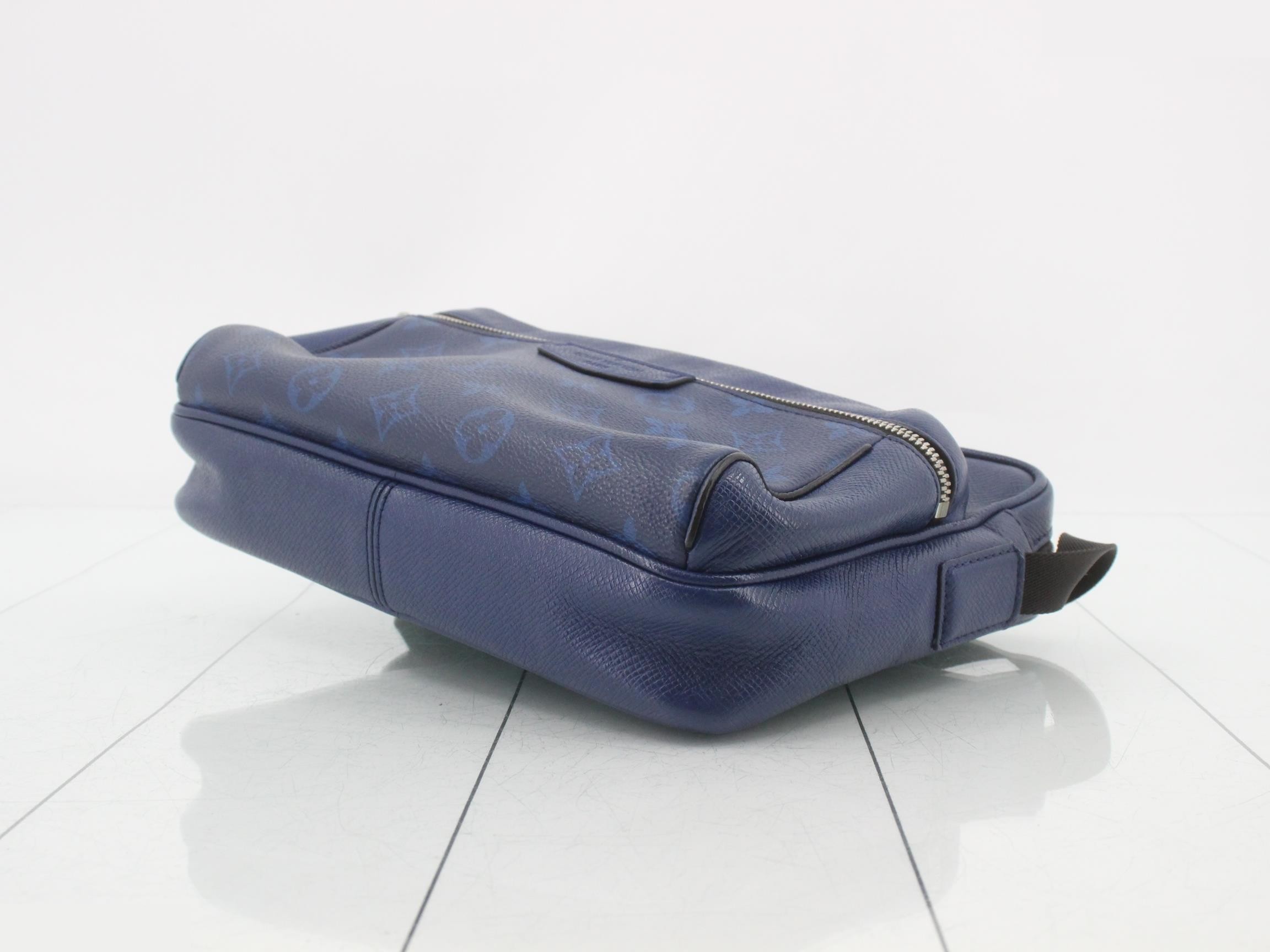 Shoulder bag — view 6