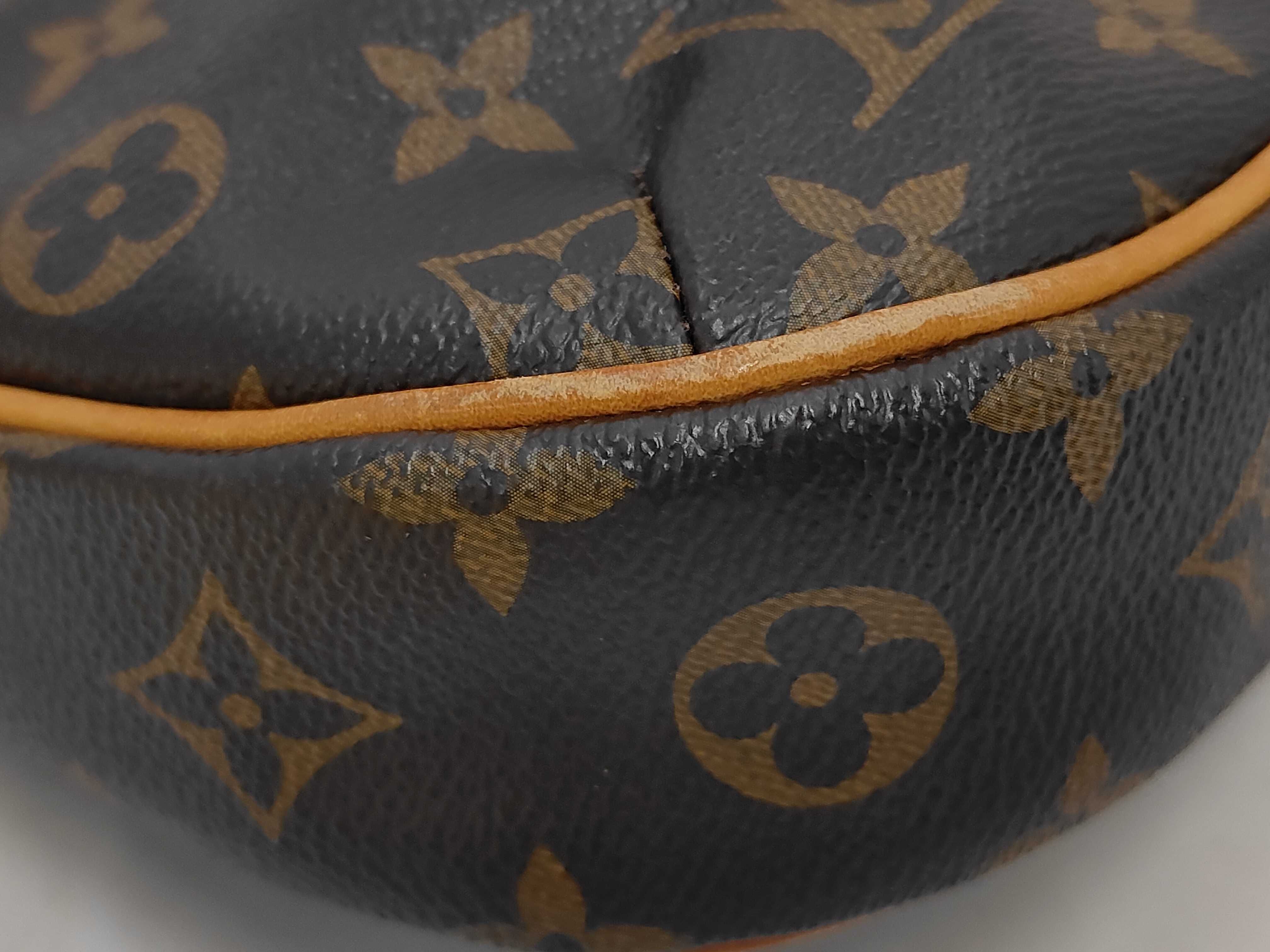 Monogram Louis Vuitton Odeon PM Shoulder Bag Monogram M56390 Shoulder Bag — view 3