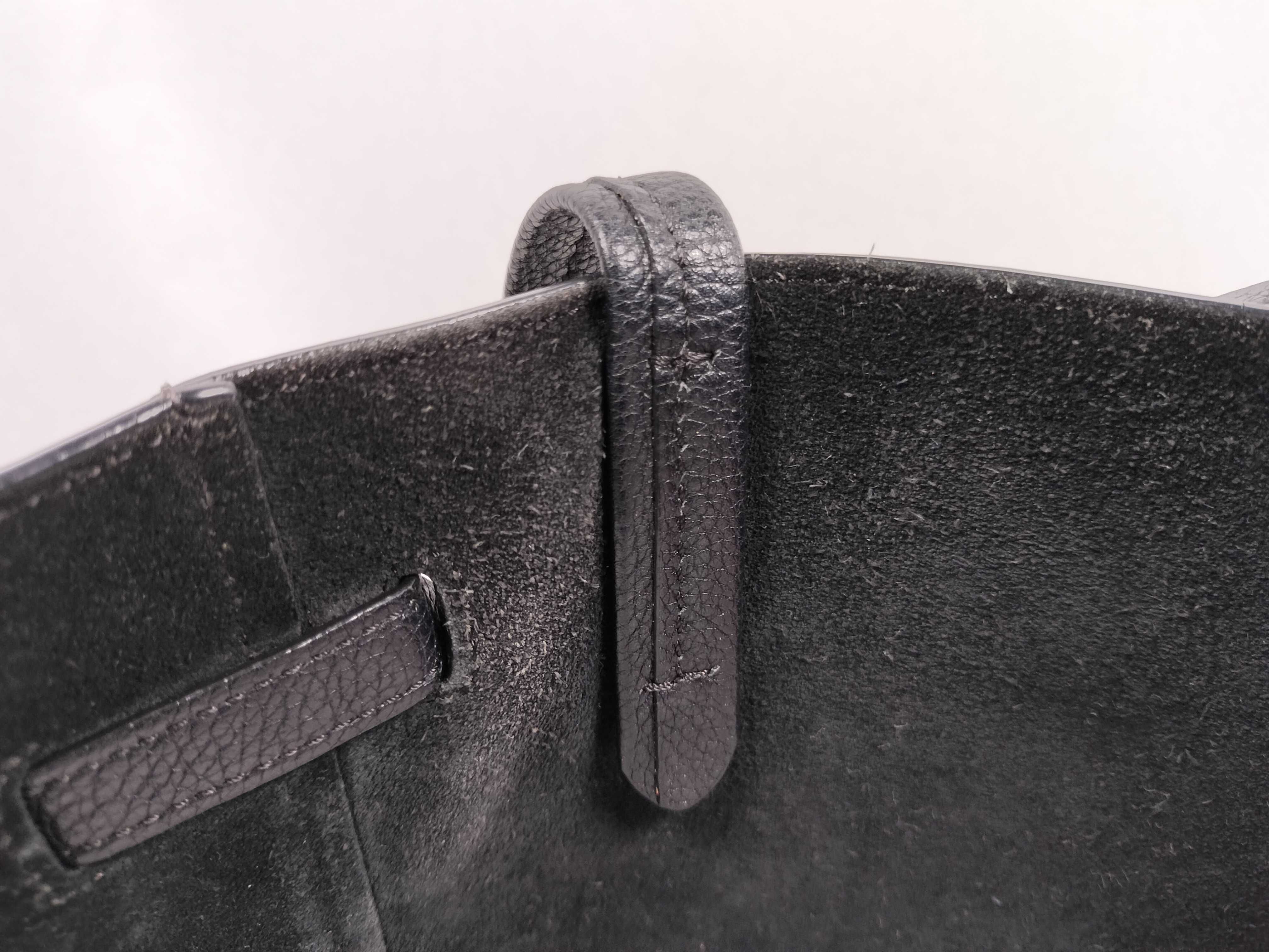 Cabas Phantom Medium Leather Tote Bag, Black Tote Bag — view 5