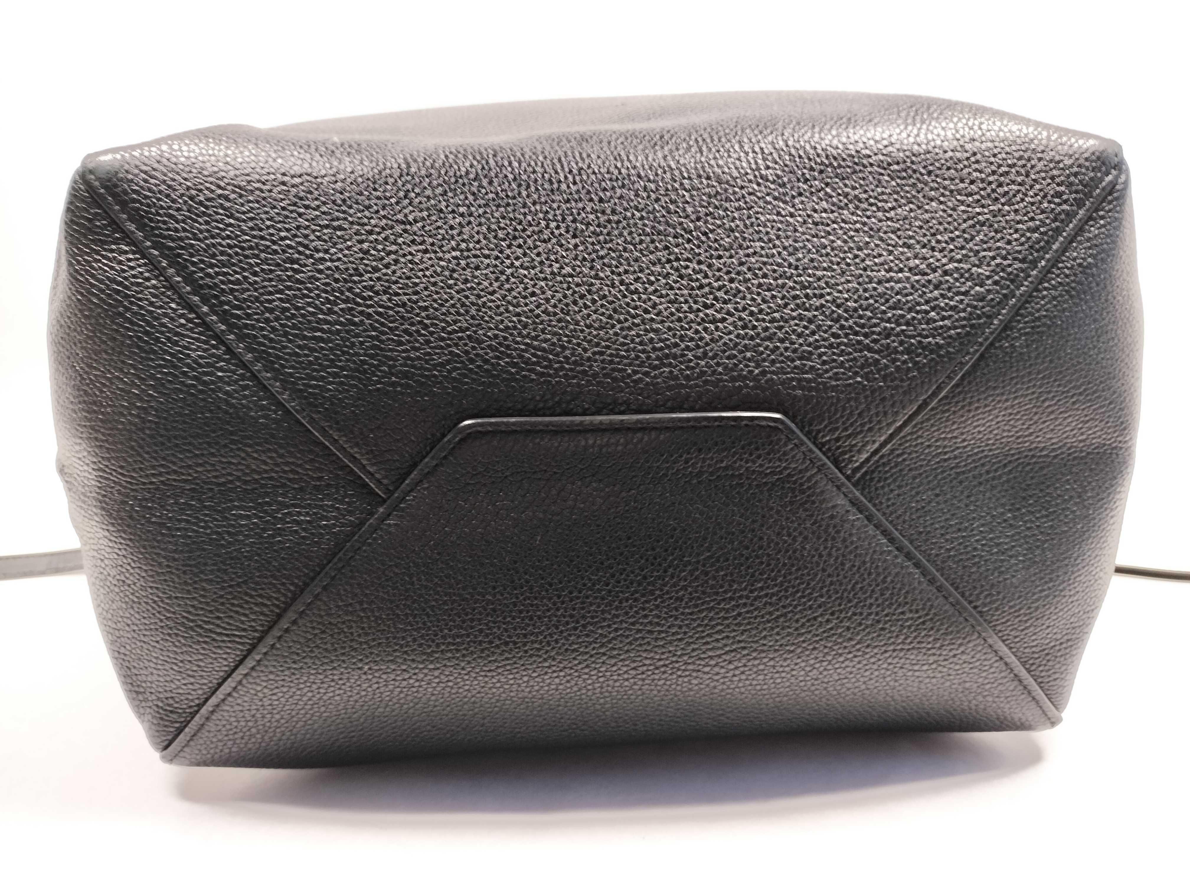 Cabas Phantom Medium Leather Tote Bag, Black Tote Bag — view 7