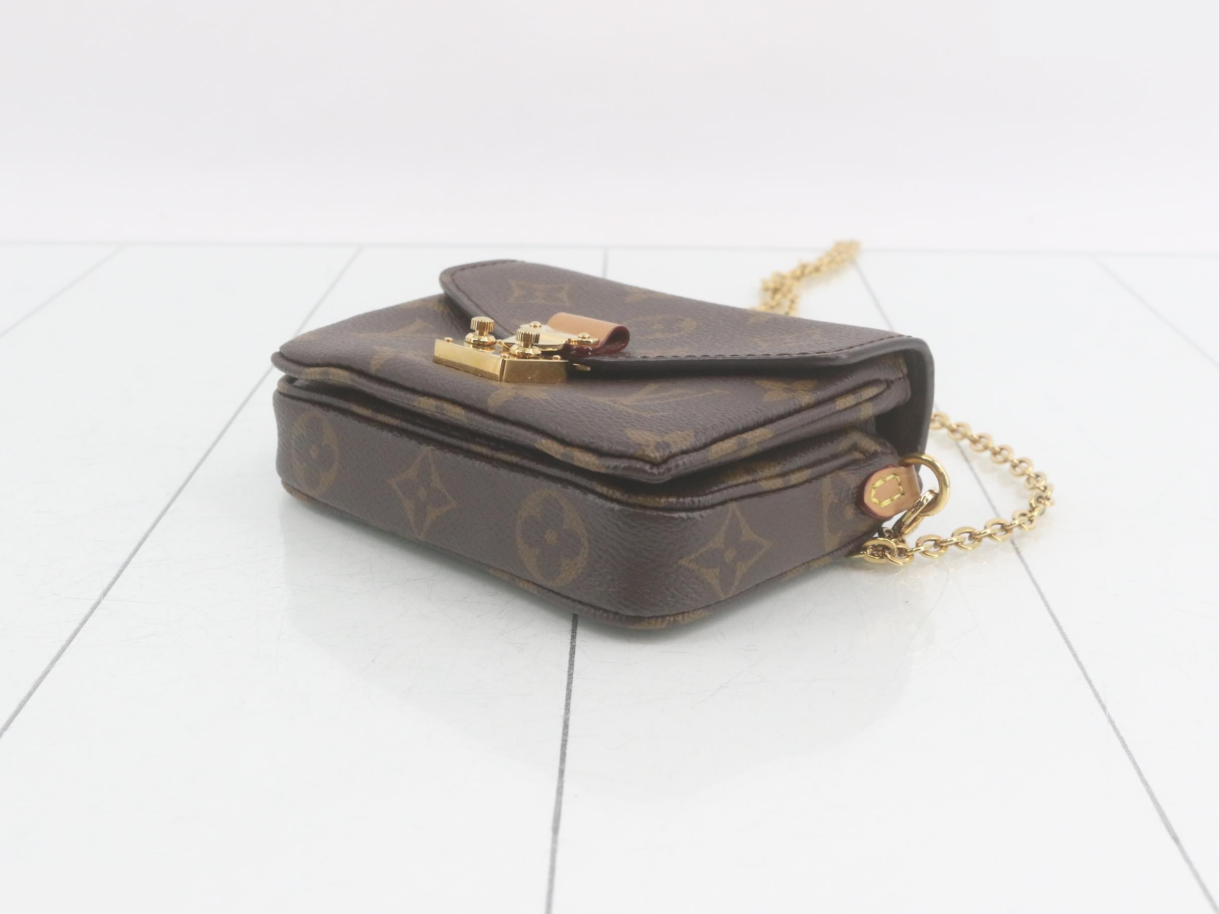 Shoulder bag — view 6