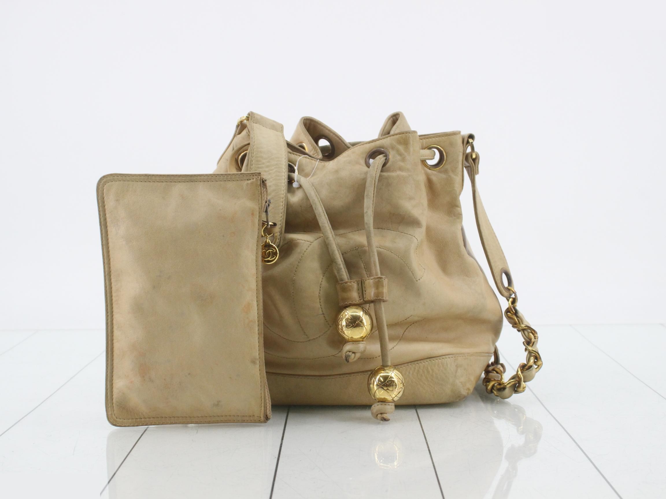 Chain shoulder bag, lambskin